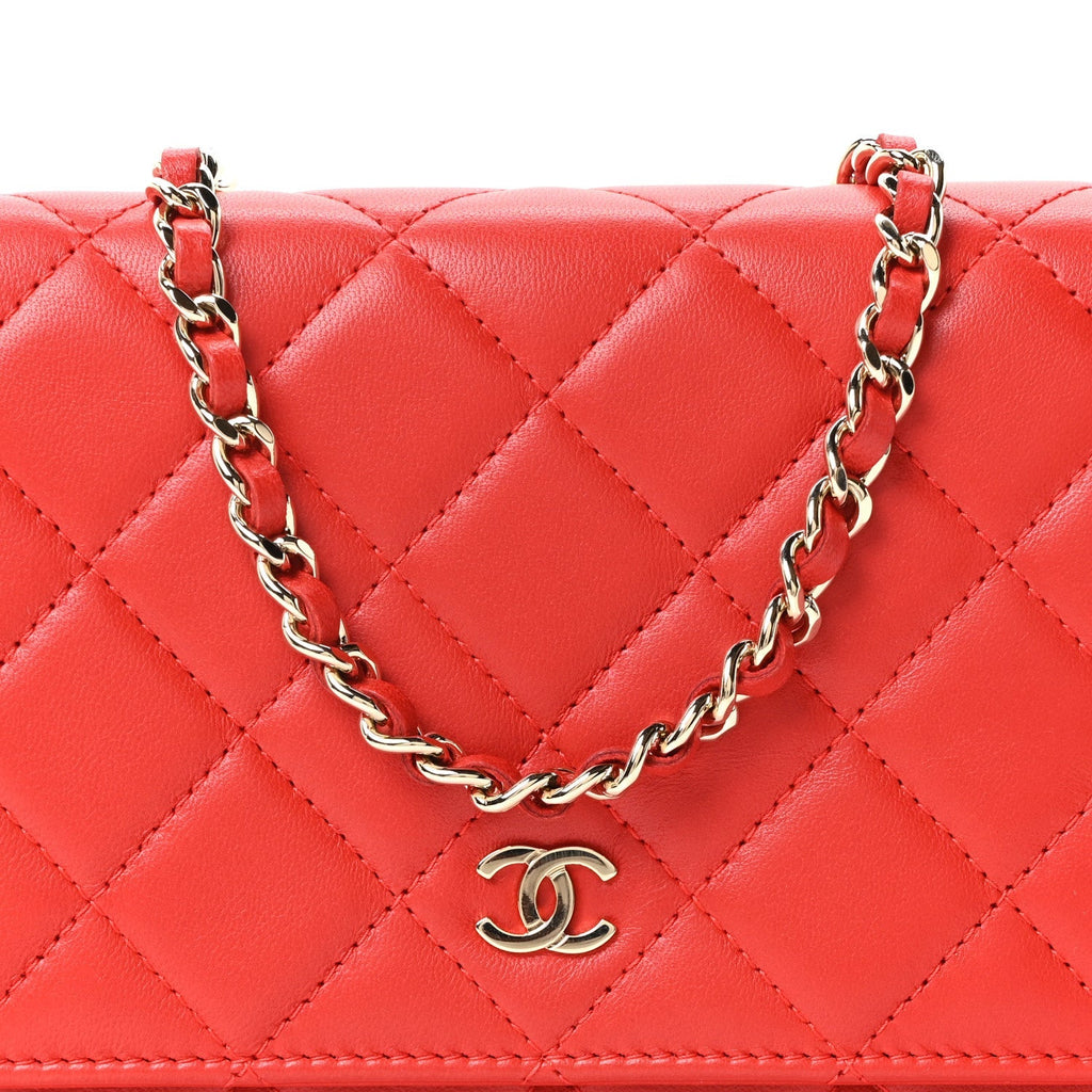 Lambskin Quilted Wallet On Chain WOC Red