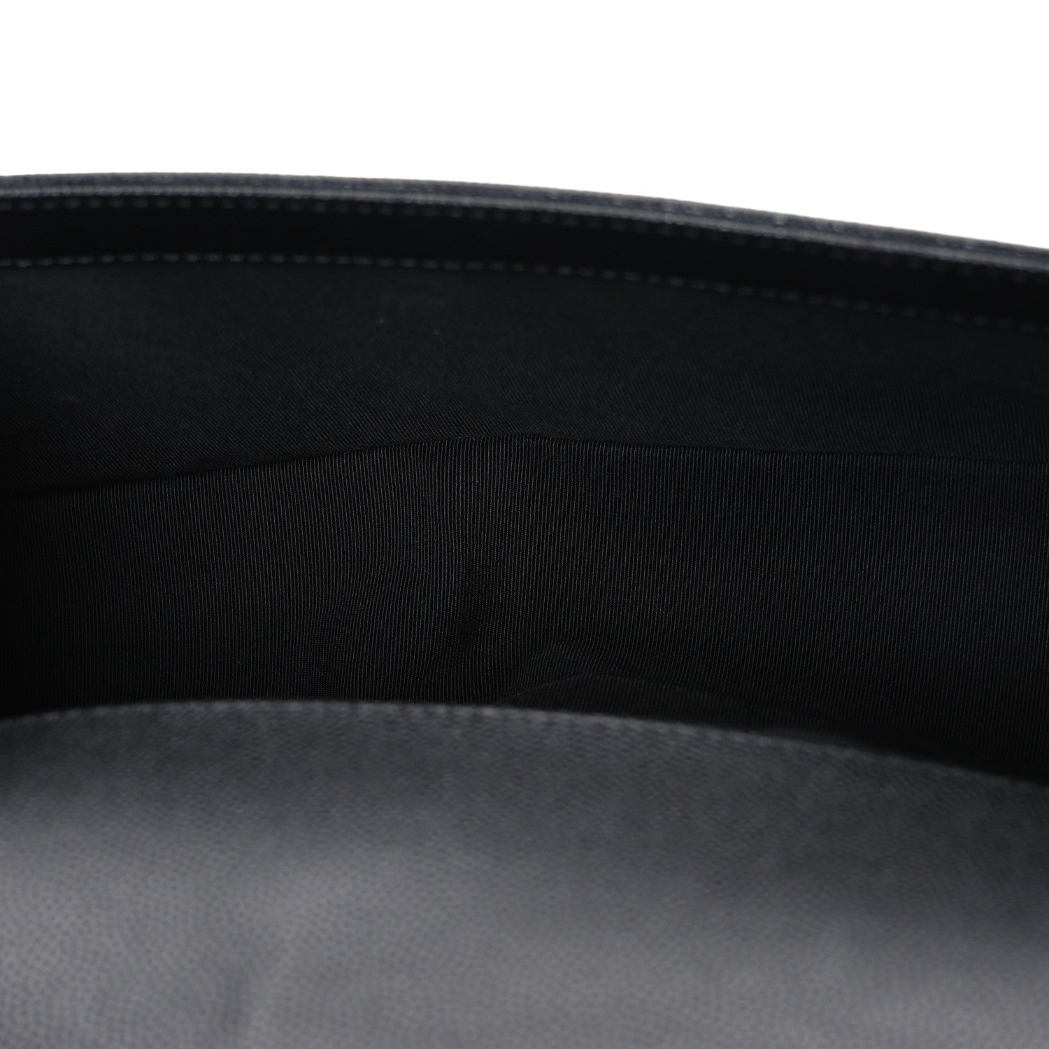 Caviar Quilted Medium Boy Flap Black