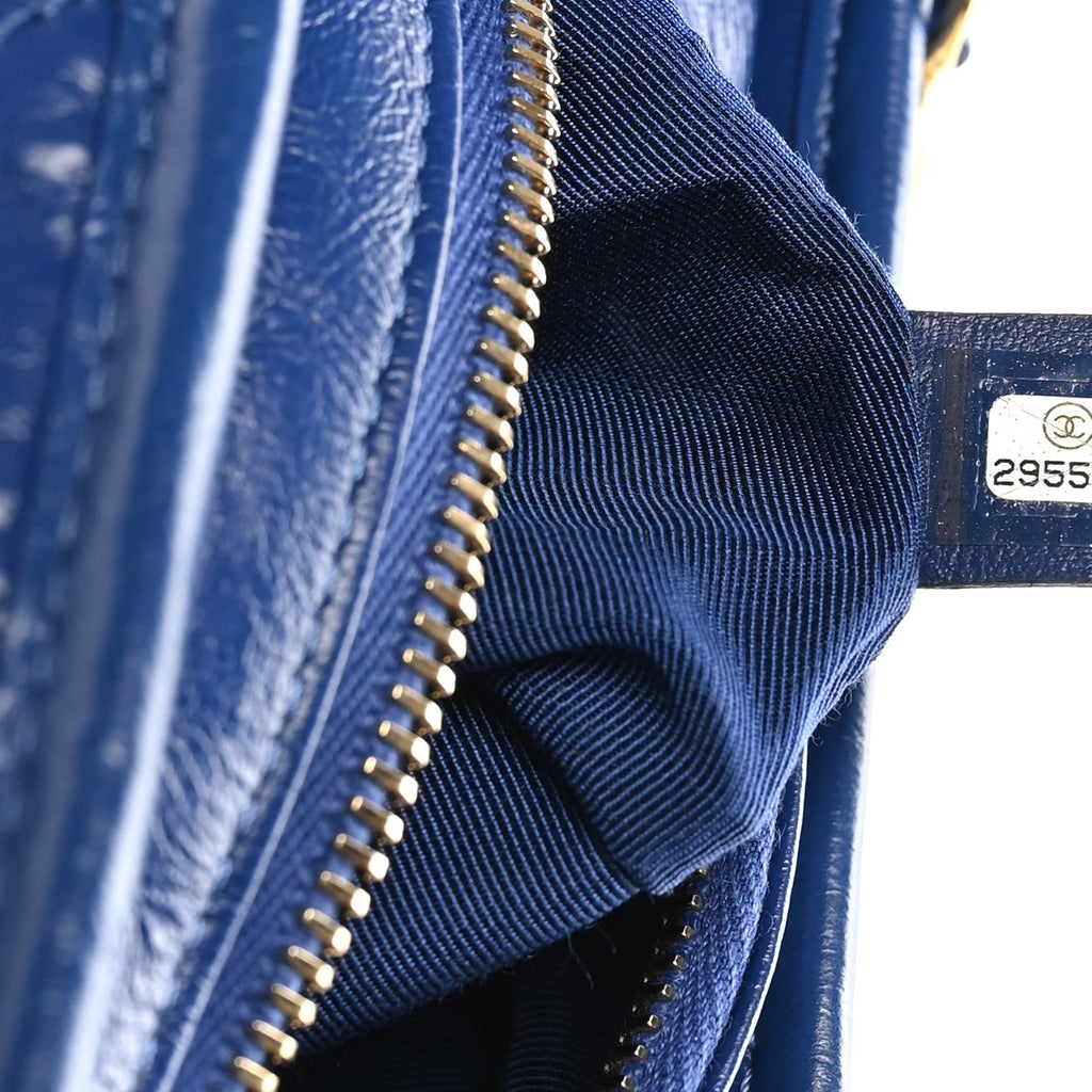 Aged Calfskin Quilted Medium Gabrielle Logo Hobo Blue