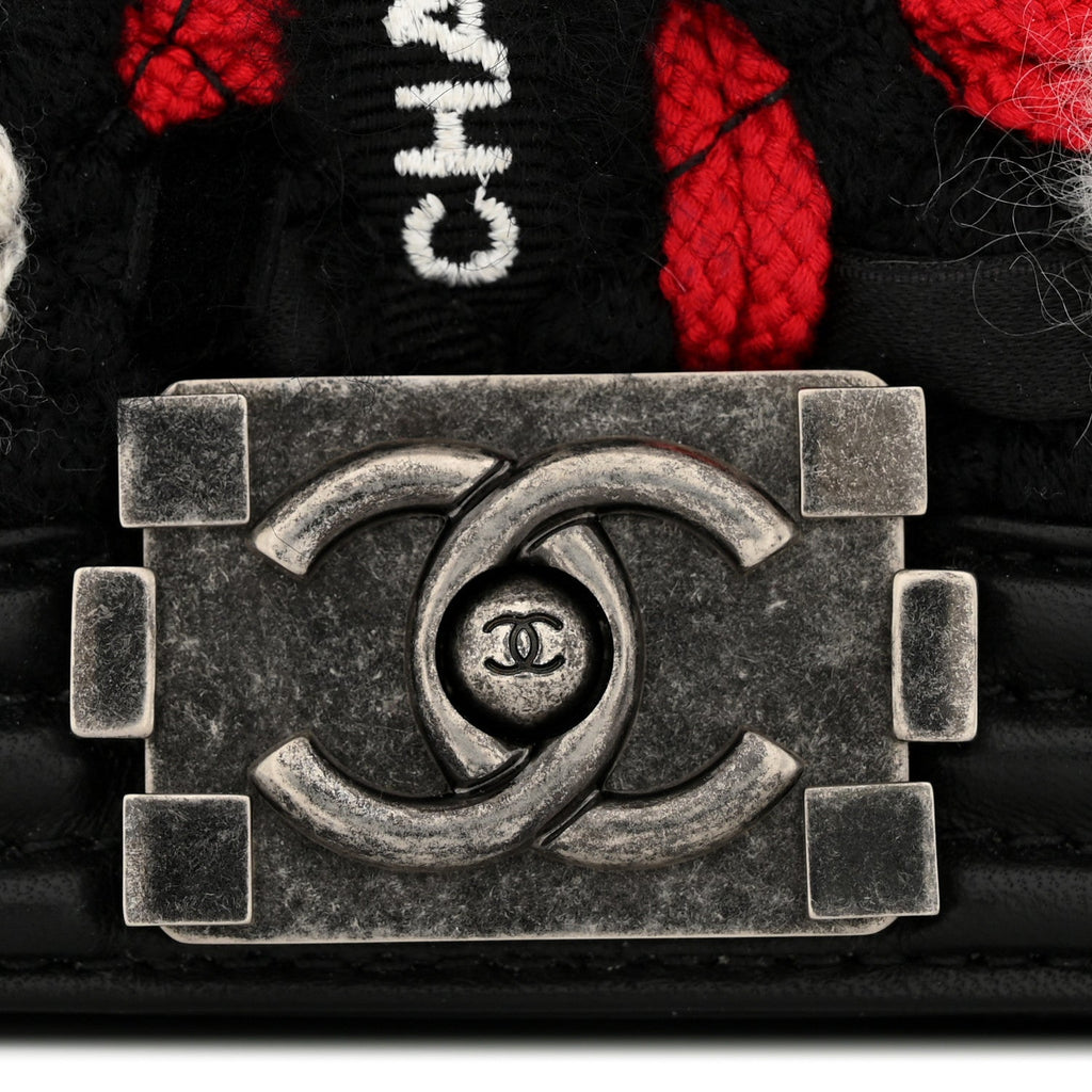 Lambskin Tweed Logo Embroidered Mini Boy Flap White Red Black