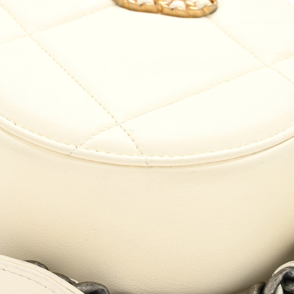Lambskin Quilted Chanel 19 Round Clutch With Chain White