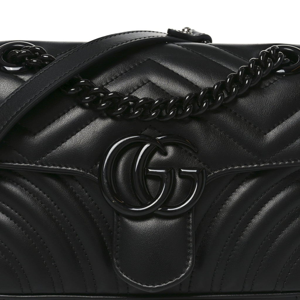 Calfskin Matelasse Monochrome Mini GG Marmont Shoulder Bag Black