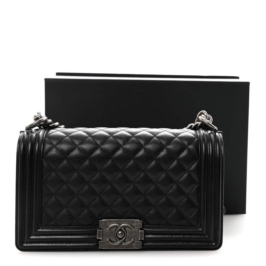 Caviar Quilted Medium Boy Flap Black