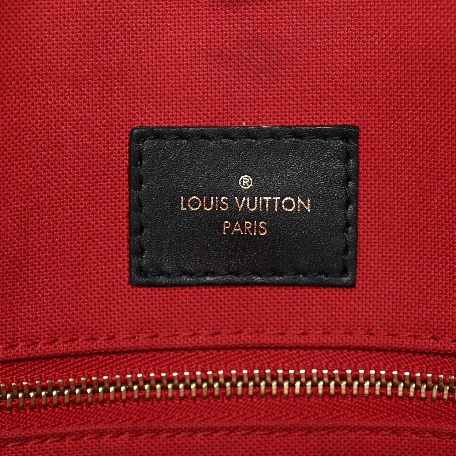Reverse Monogram Giant Onthego MM