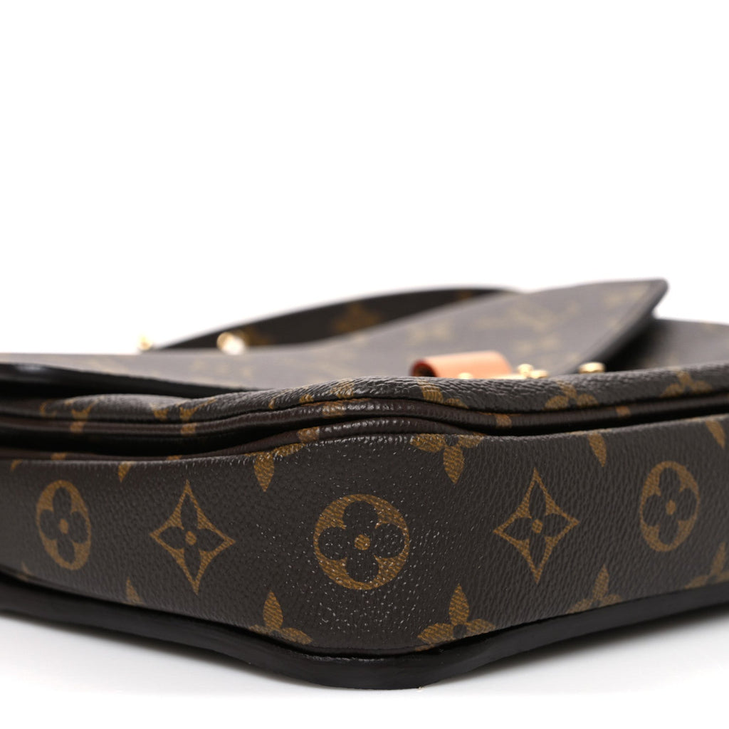 Monogram Pochette Metis