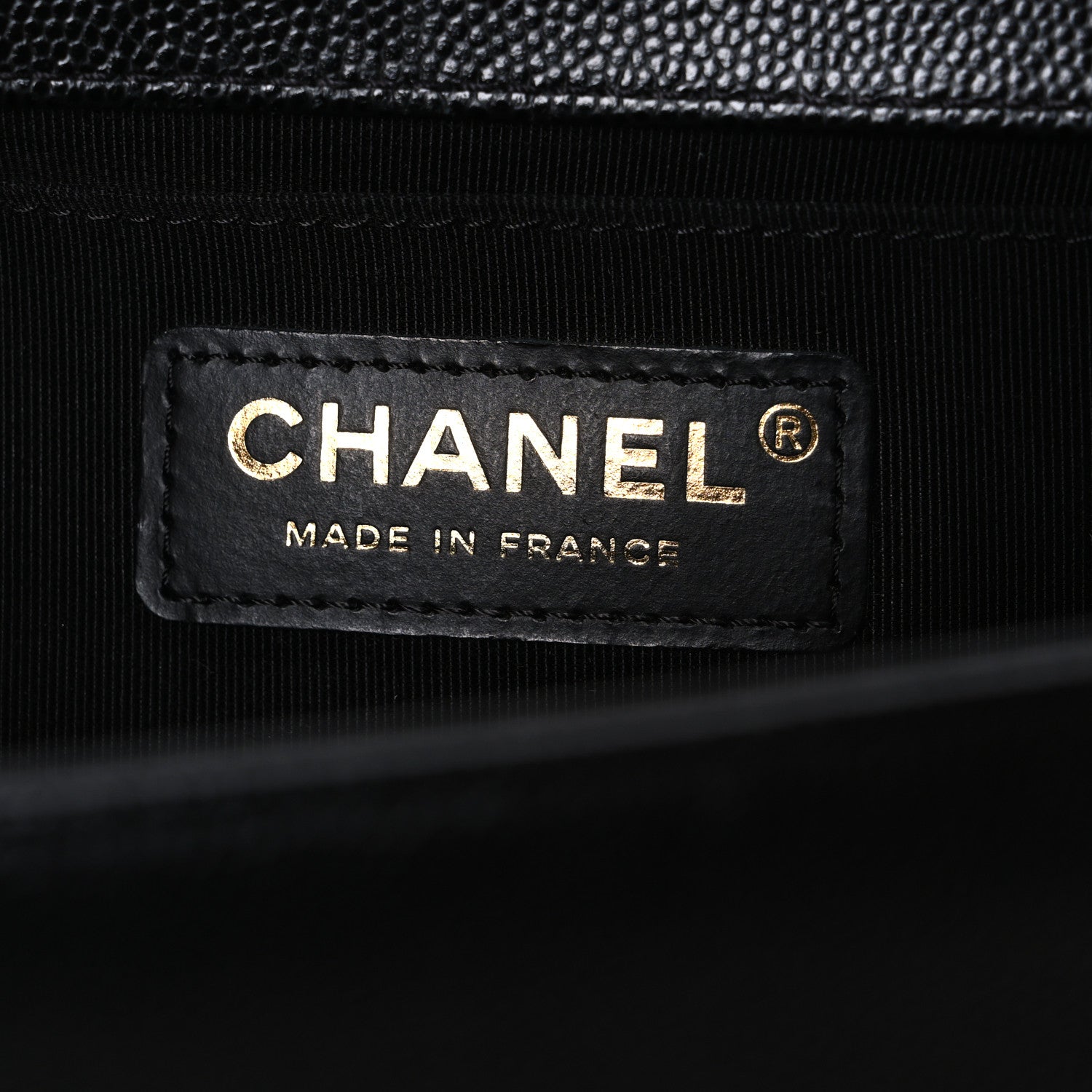 Caviar Quilted Medium Boy Flap Black