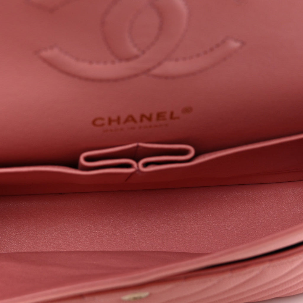 Caviar Flat Chevron Quilted Medium Double Flap Pink