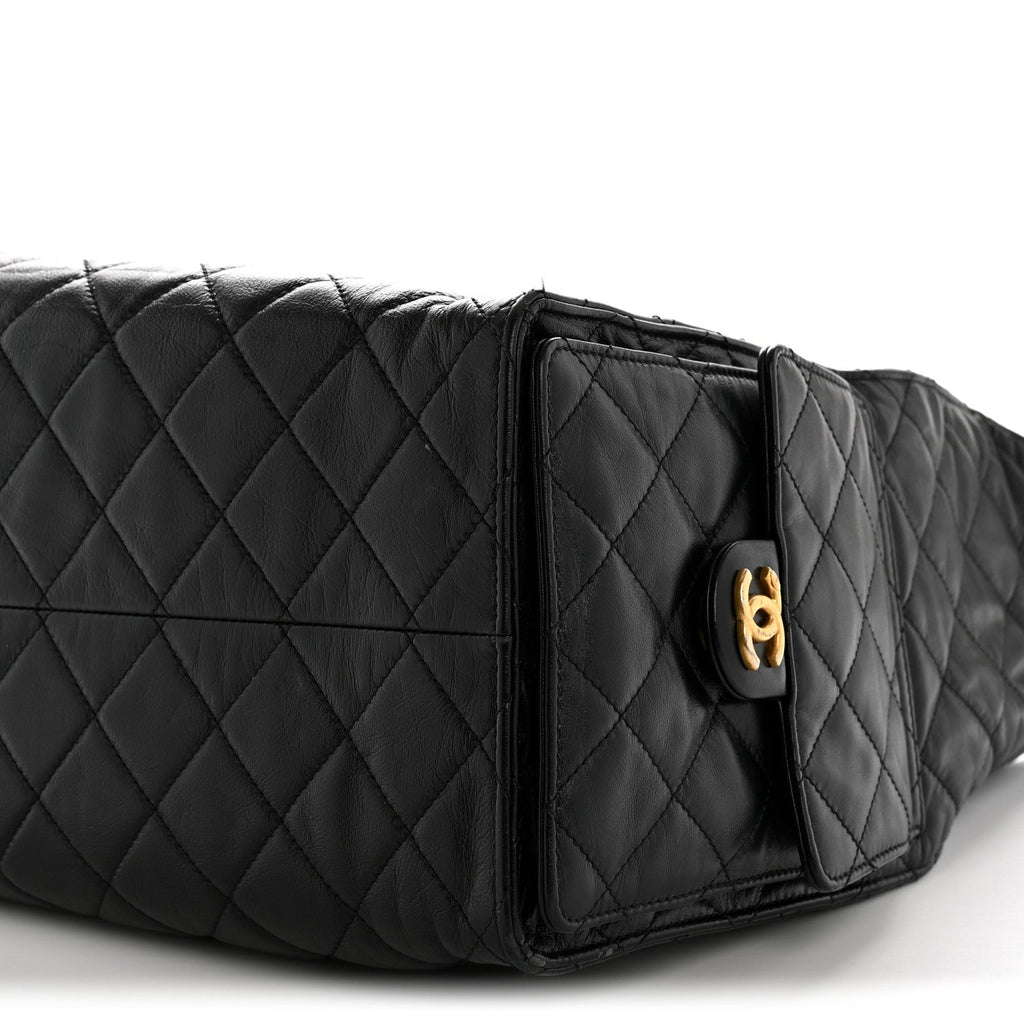 Shiny Crumpled Calfskin Quilted Medium Chanel 25 Handbag Black