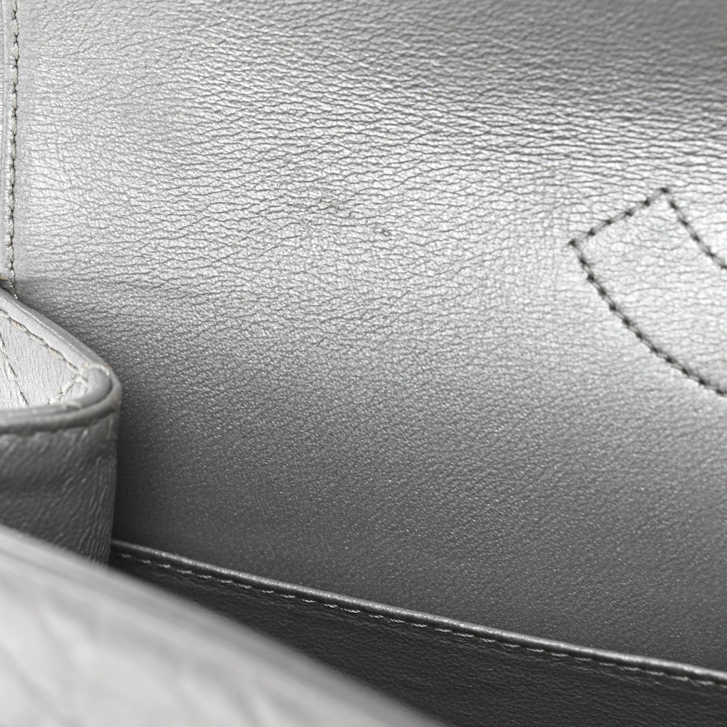 Metallic Aged Calfskin Quilted 2.55 Reissue 226 Flap Silver