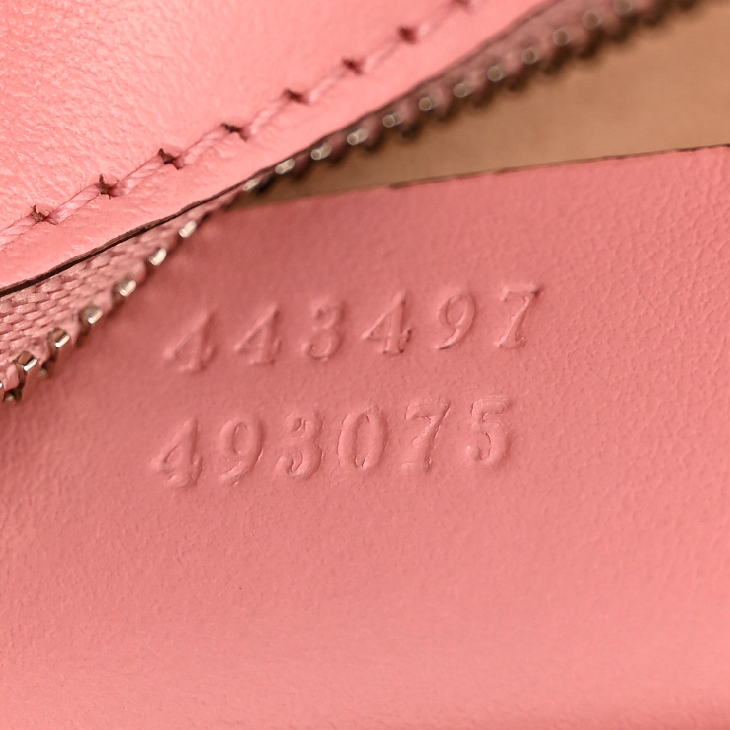 Calfskin Matelasse Small GG Marmont Shoulder Bag Wild Rose
