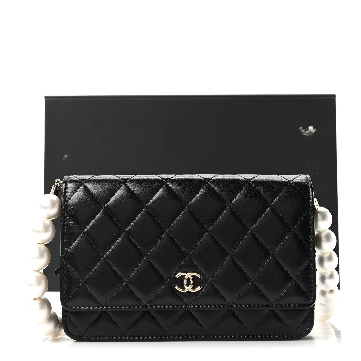 Calfskin Quilted Maxi Pearl Wallet On Chain WOC Black