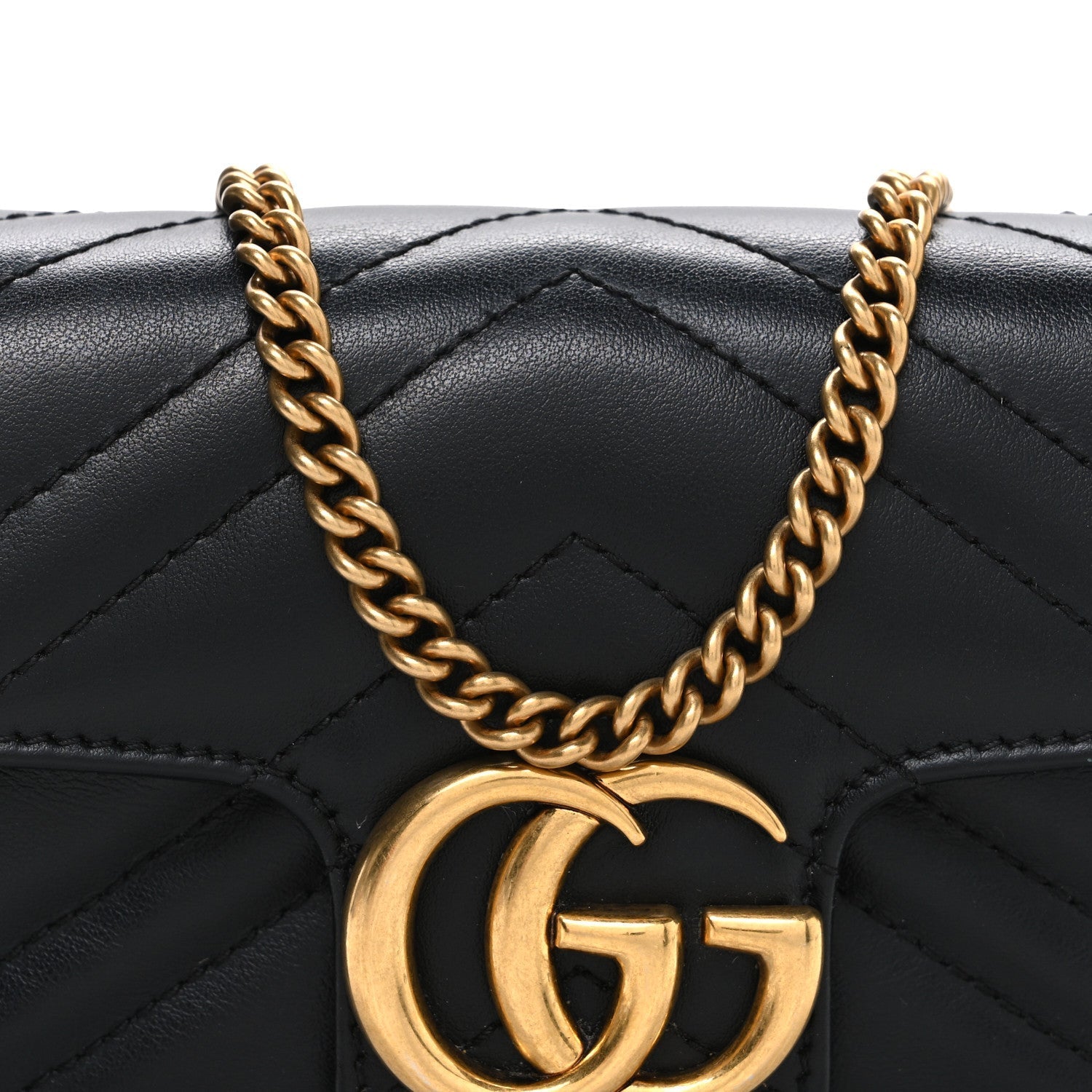 Calfskin Matelasse Super Mini GG Marmont Shoulder Bag Black