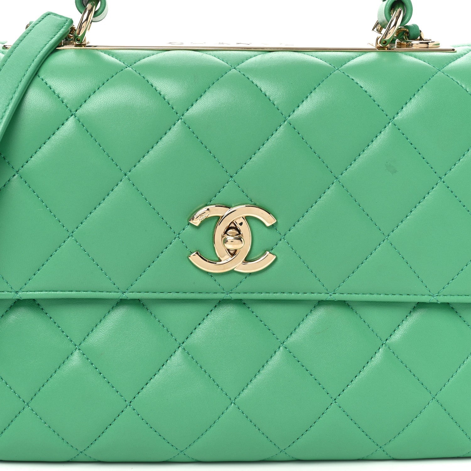 Lambskin Quilted Medium Trendy CC Flap Dual Handle Bag Green