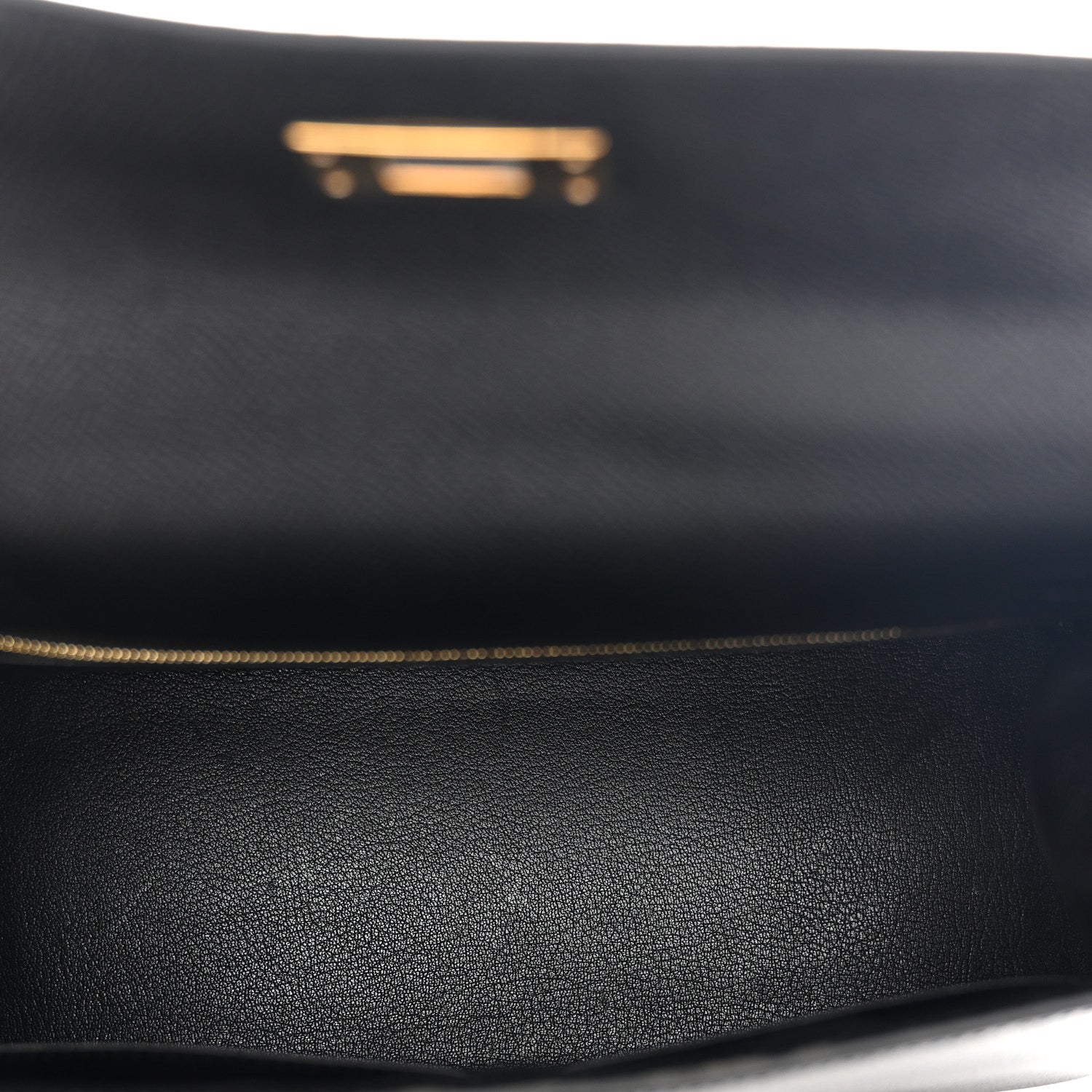 Epsom Kelly Sellier 28 Black