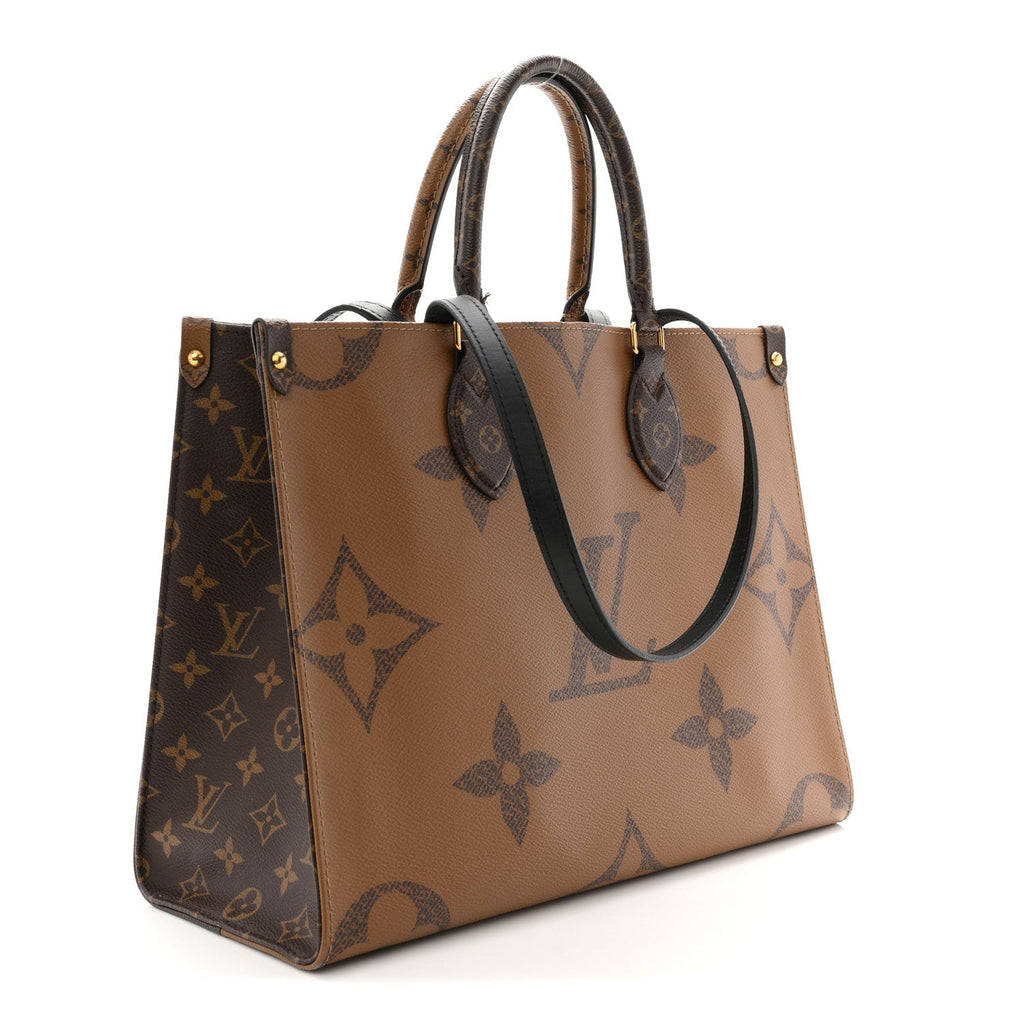 Reverse Monogram Giant Onthego MM