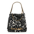 Cashmere Mini Chanel 22 Black White