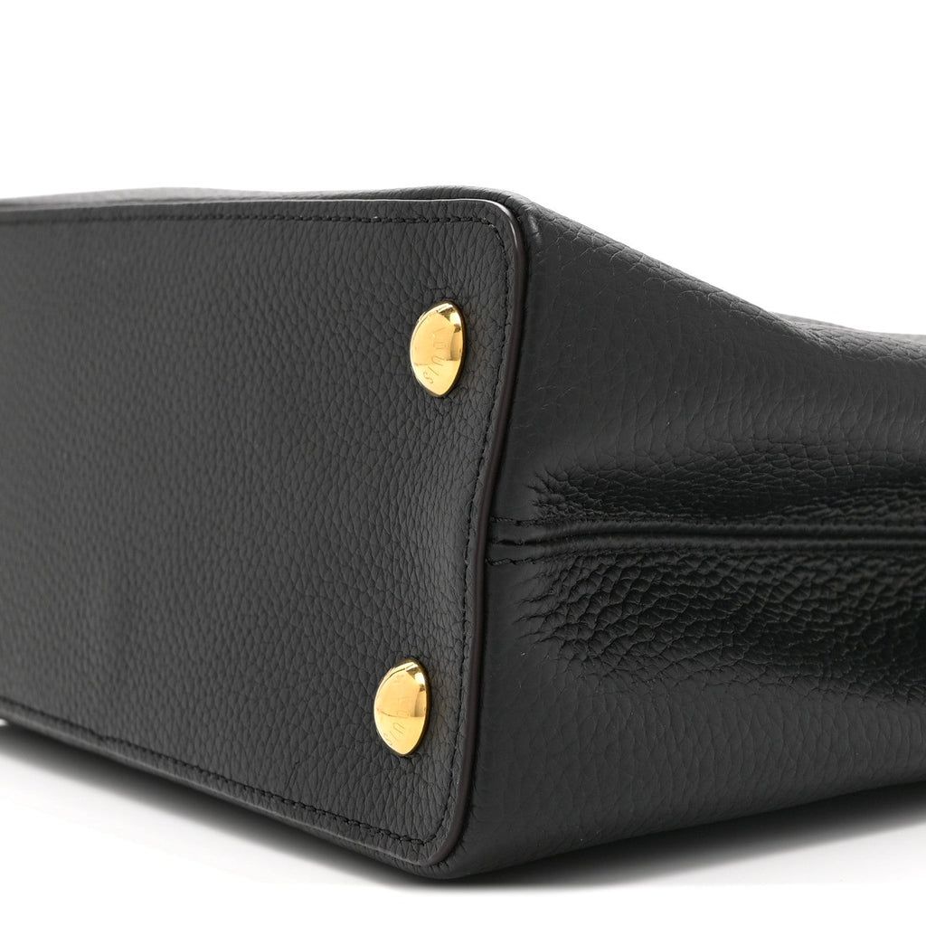 Taurillon Capucines PM Black