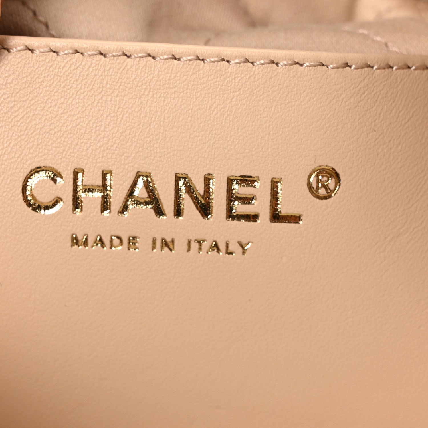 Shiny Calfskin Quilted Mini Chanel 22 White