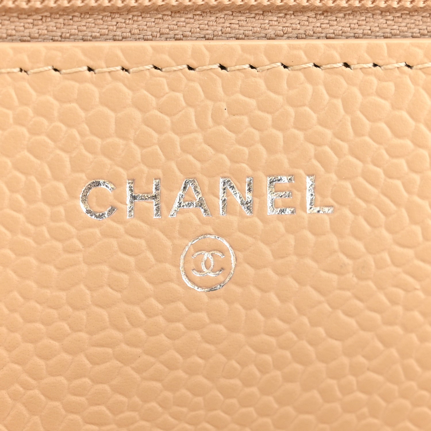 Caviar Quilted Wallet on Chain WOC Beige