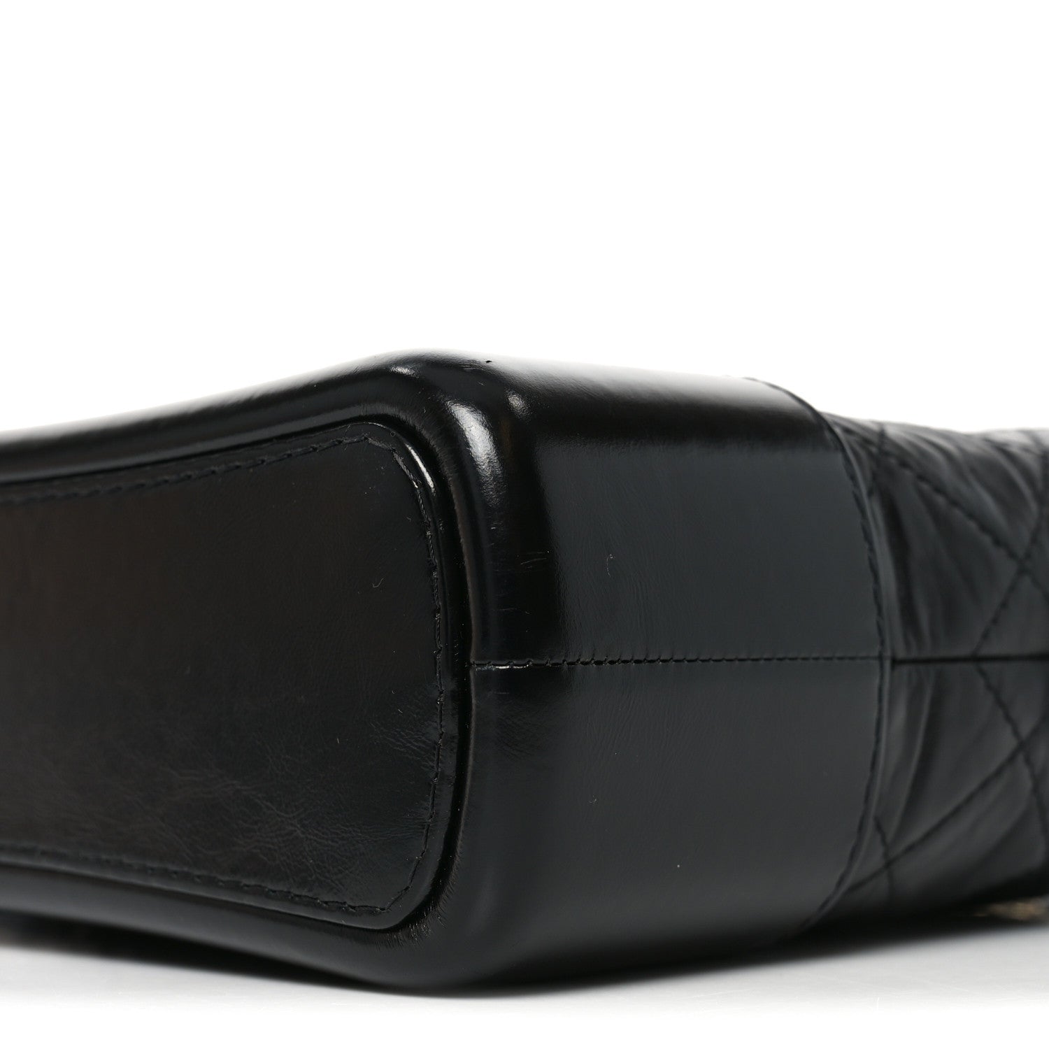 Aged Calfskin Quilted New Medium Gabrielle Hobo Black