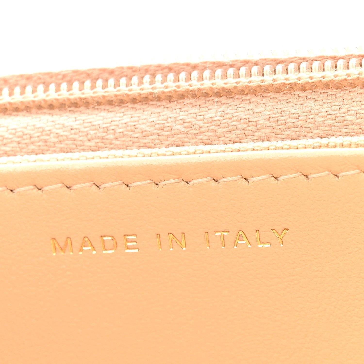 Caviar Quilted Wallet on Chain WOC Beige