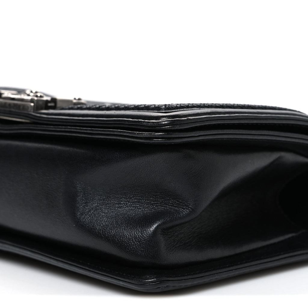 Lambskin Stitched Medium Boy Flap Black