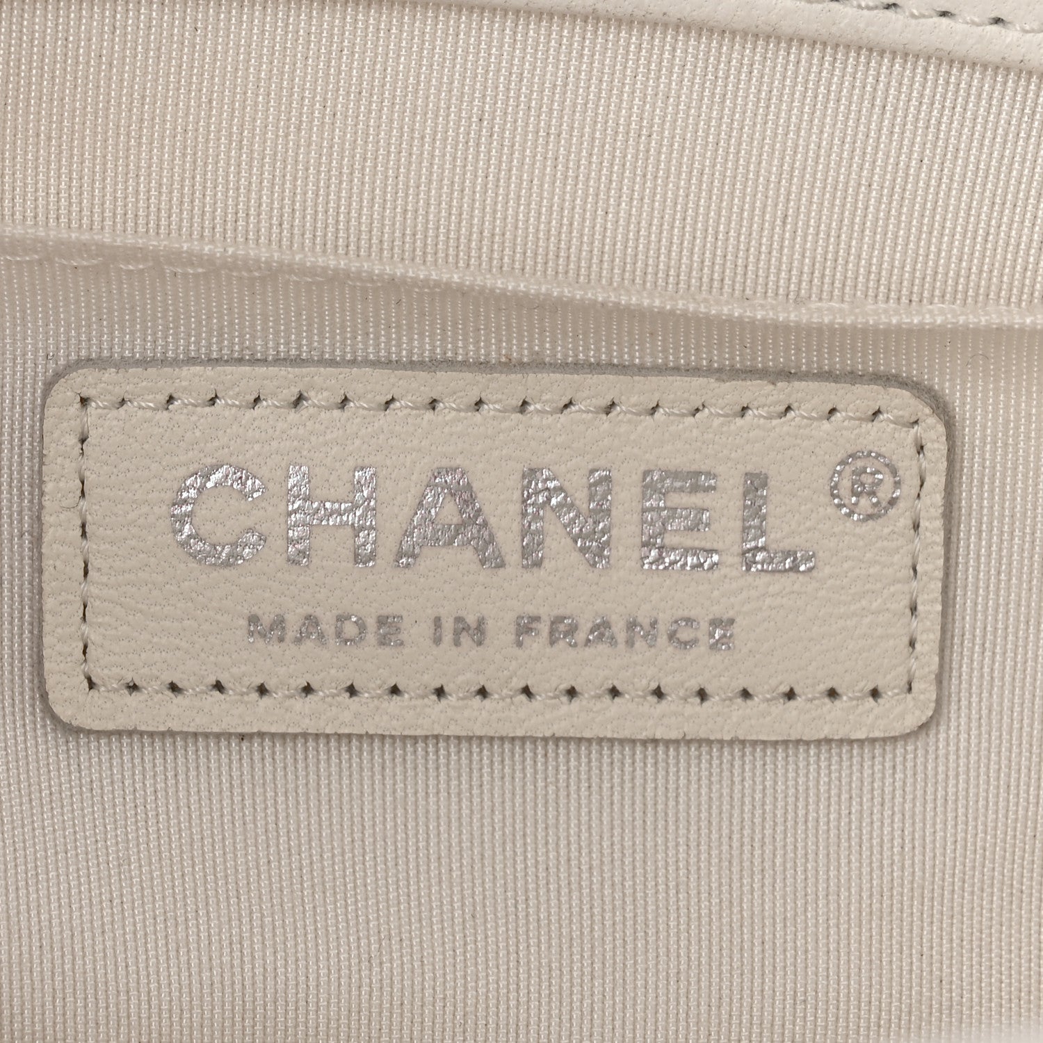 Lambskin Iridescent PVC Chevron Quilted Medium Boy Flap White Silver