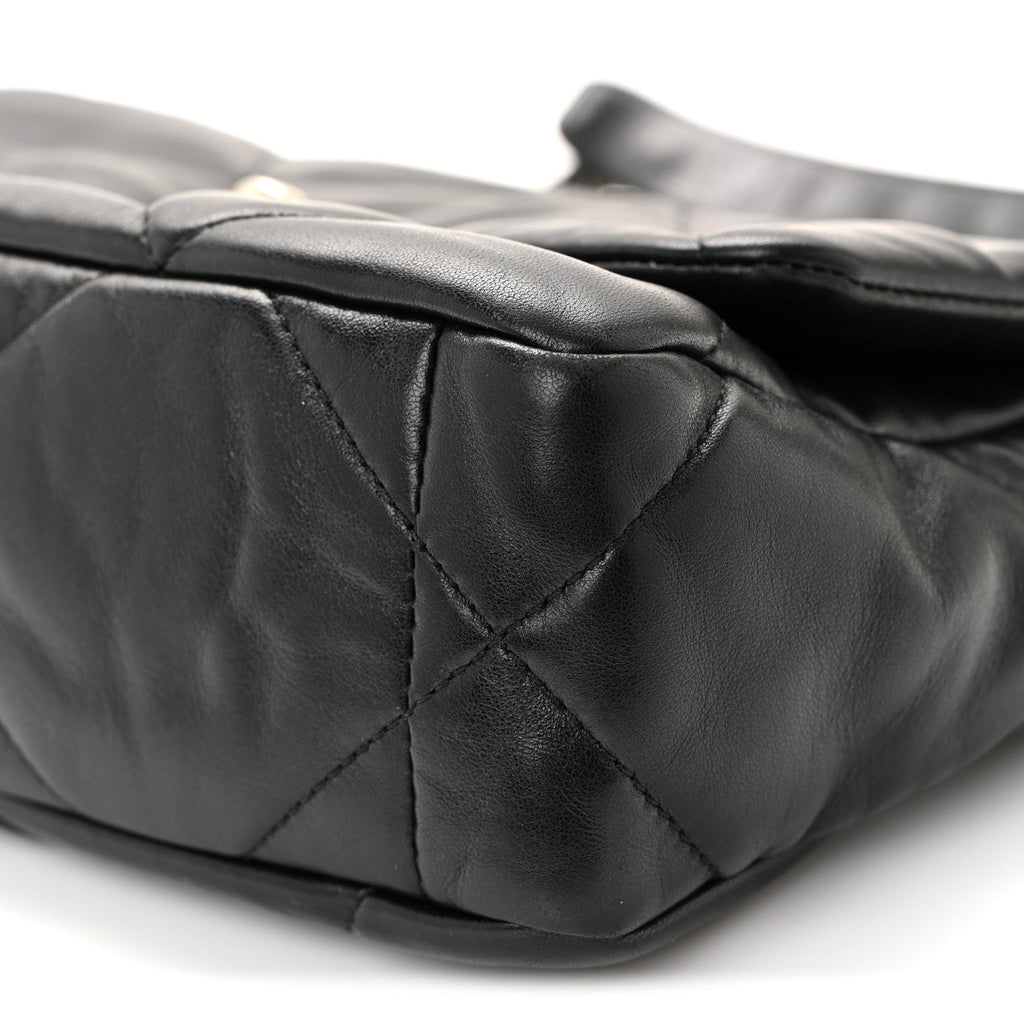 Lambskin Quilted Medium Chanel 19 Flap Black