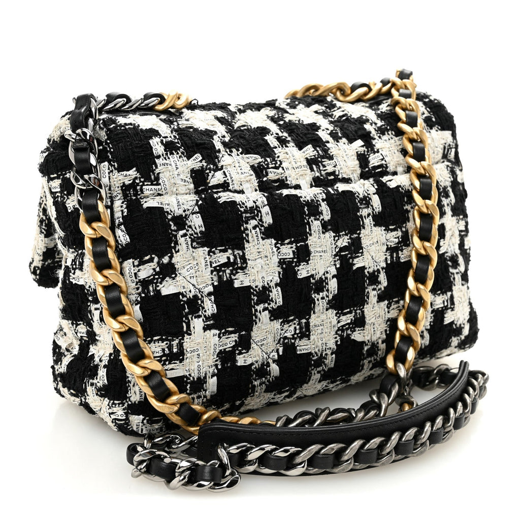 Tweed Quilted Medium Chanel 19 Flap Black Ecru White