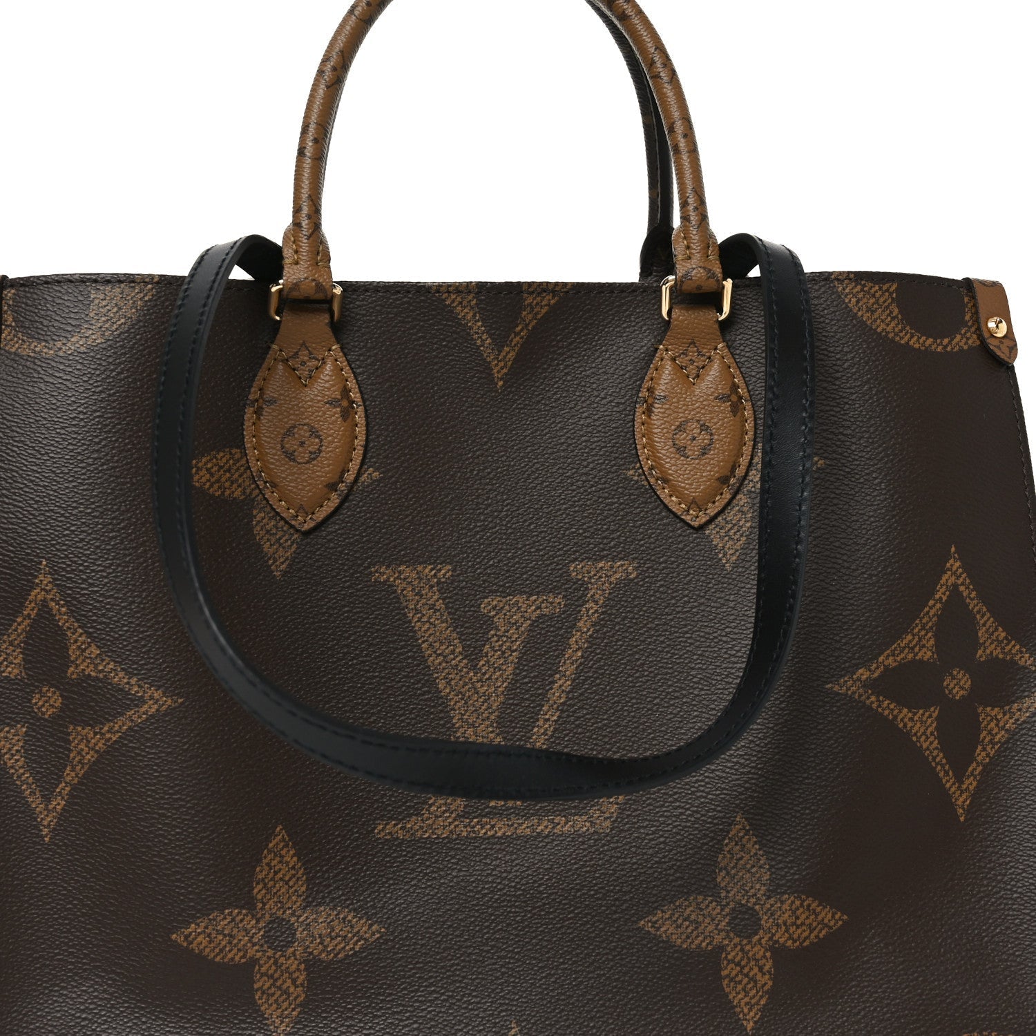 Reverse Monogram Giant Onthego MM