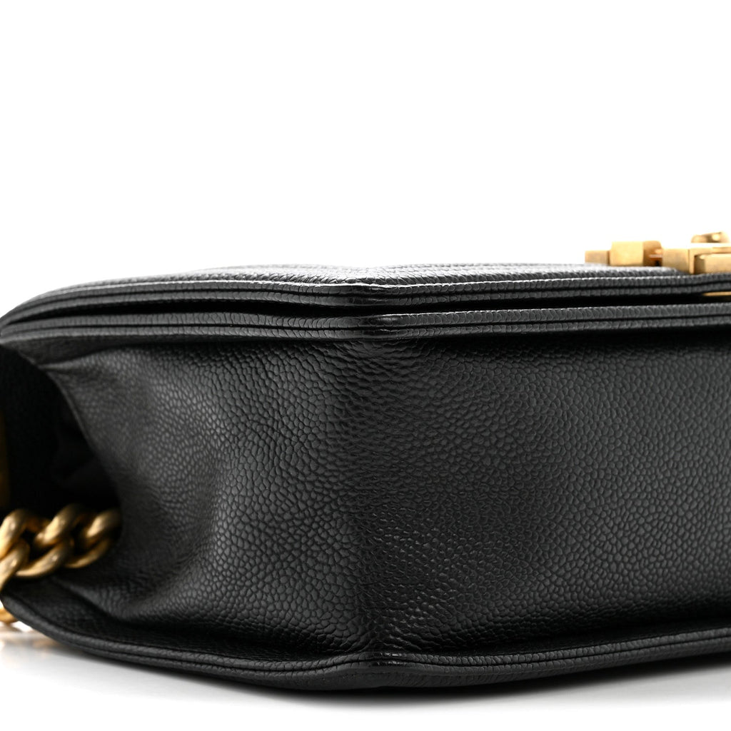 Caviar Quilted Medium Boy Flap Black