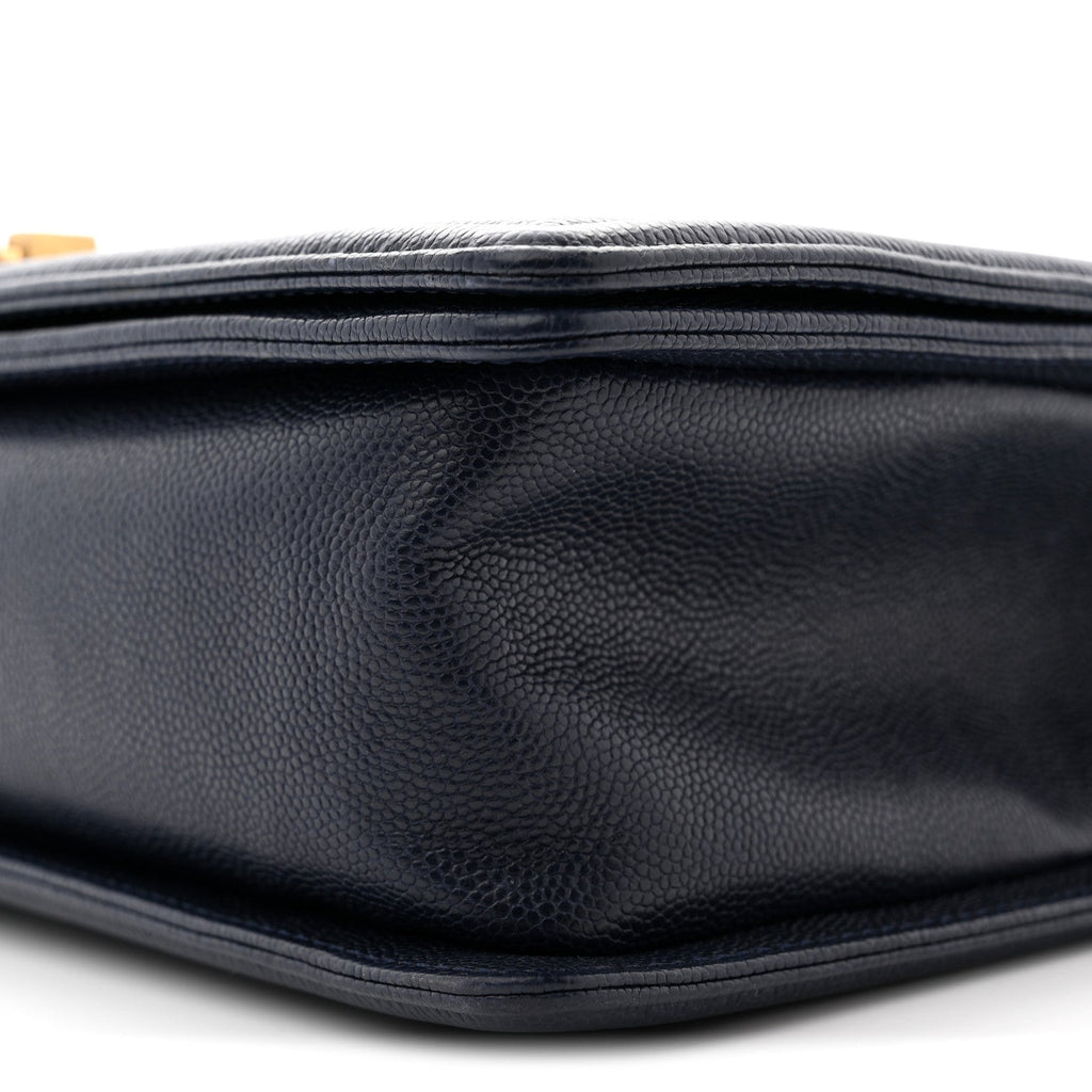 Caviar Quilted New Medium Boy Flap Blue