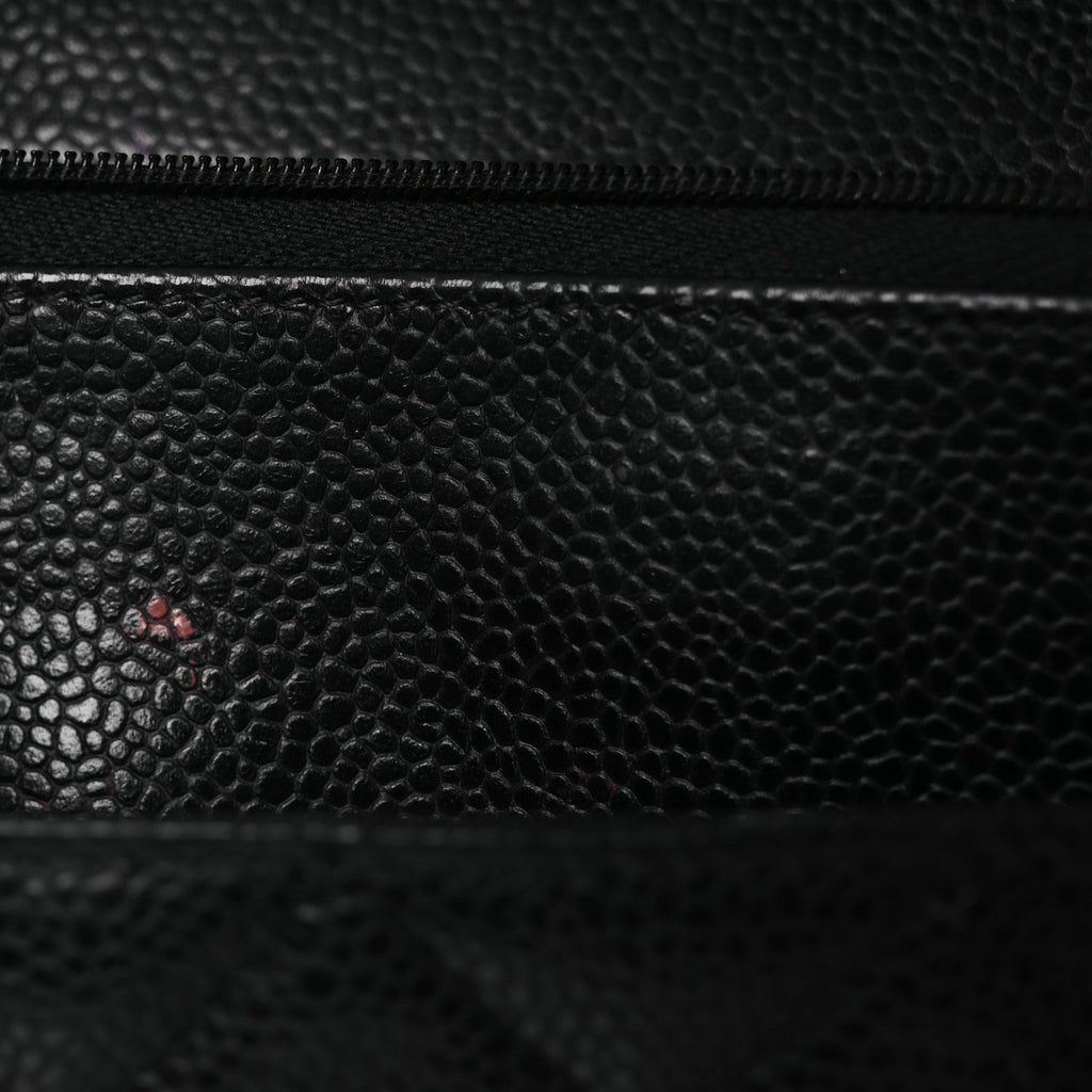 Caviar Quilted Wallet on Chain WOC Black