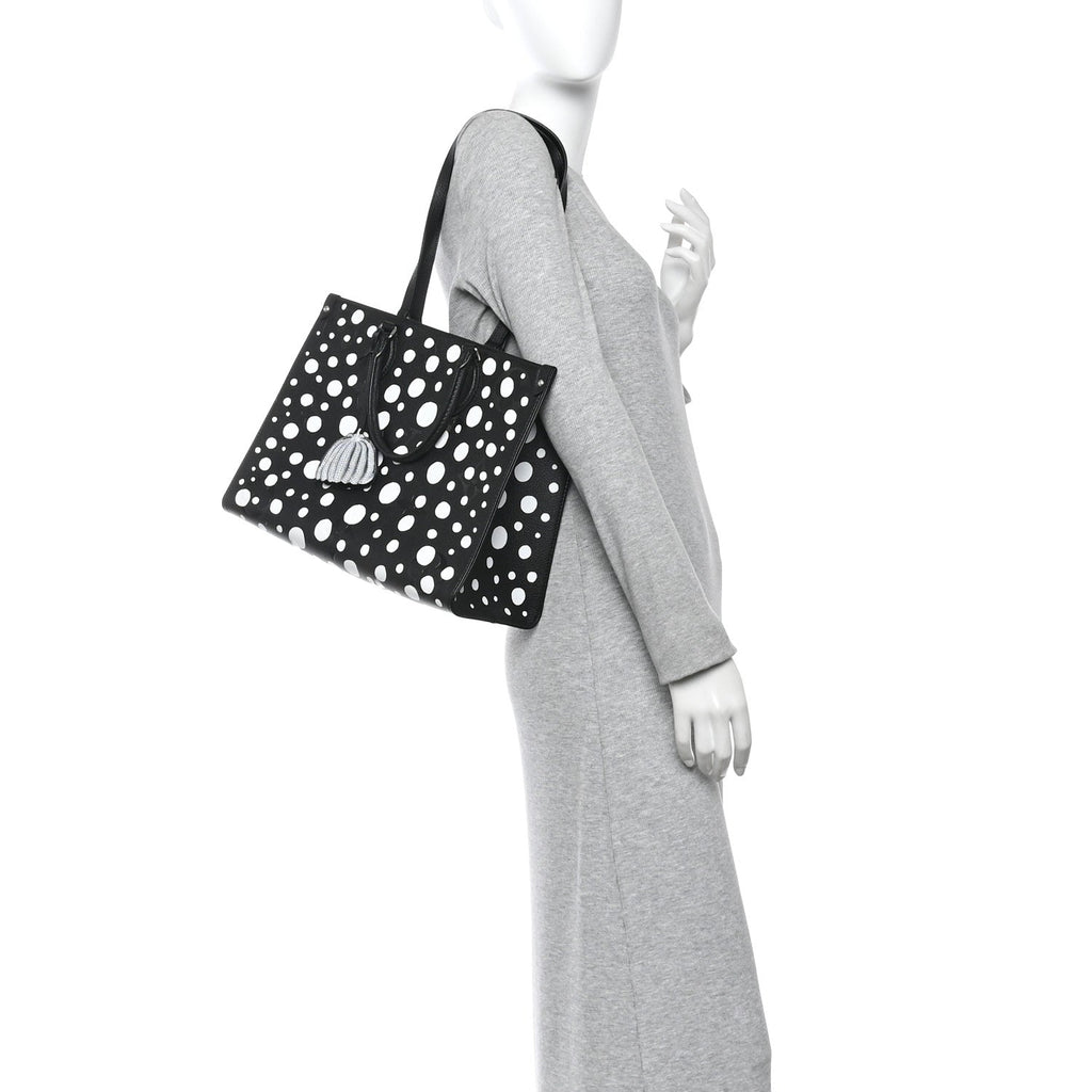 Monogram Kusama Dots Onthego MM Black White