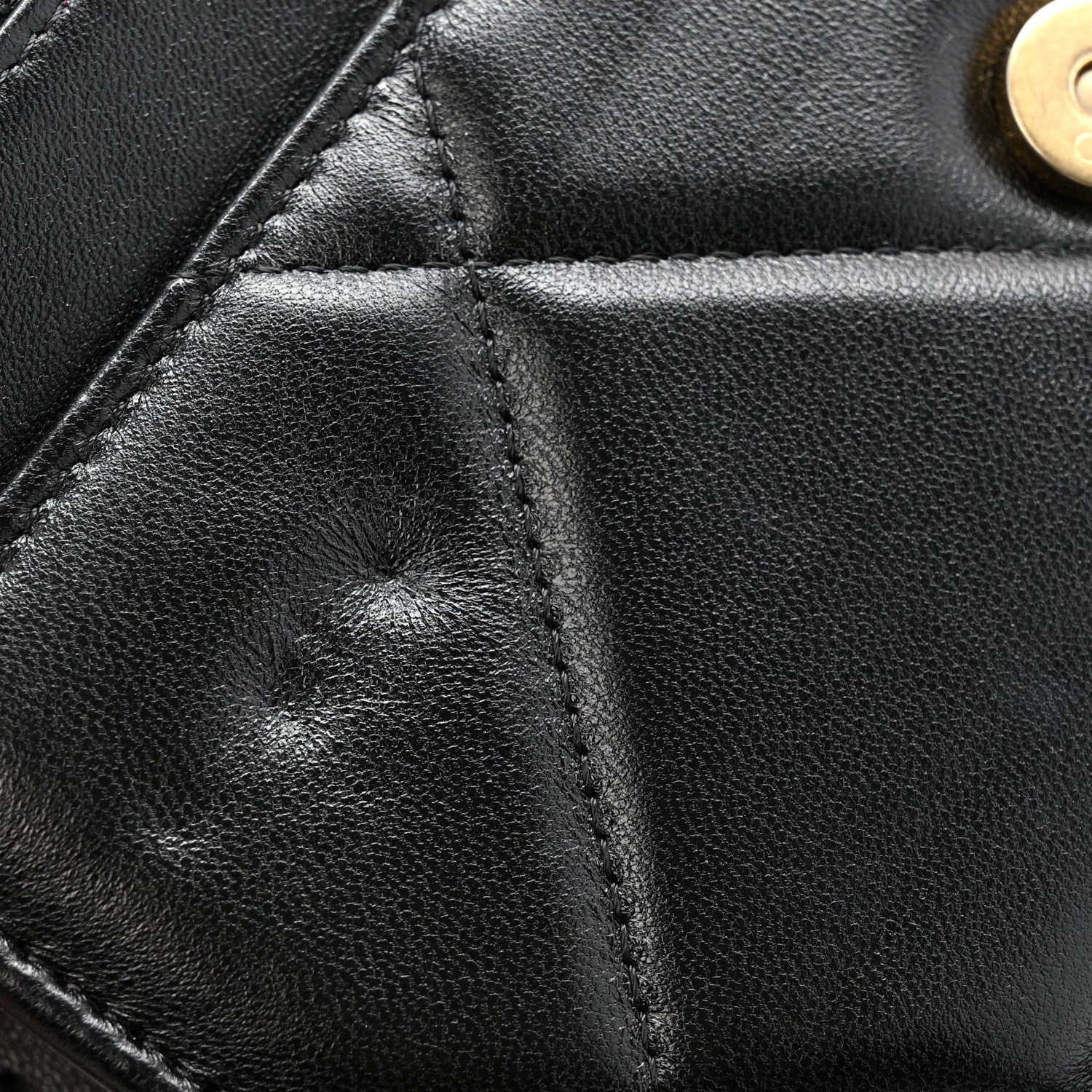Lambskin Quilted Chanel 19 Wallet On Chain WOC Black