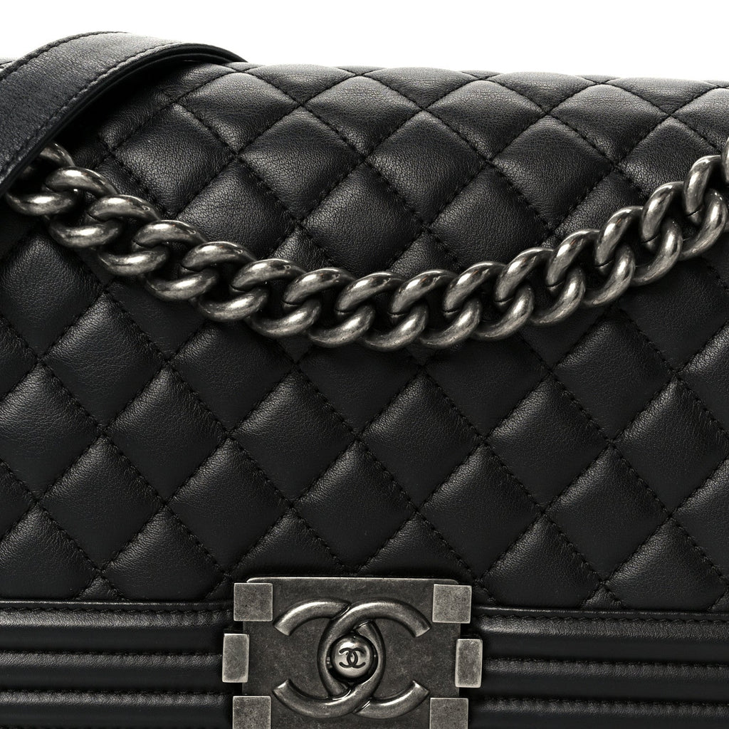 Lambskin Quilted Medium Boy Flap Black