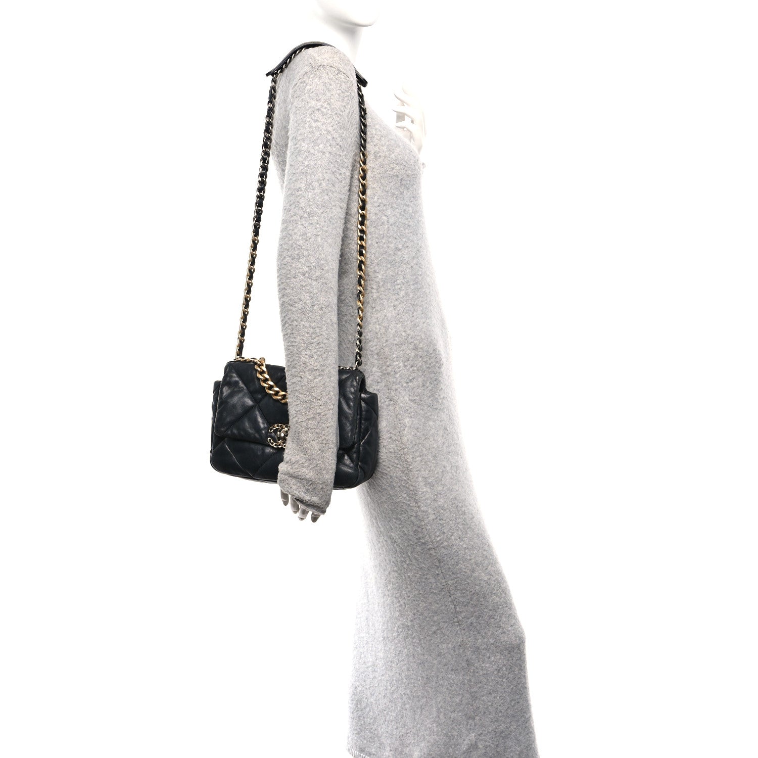 Lambskin Quilted Medium Chanel 19 Flap Black
