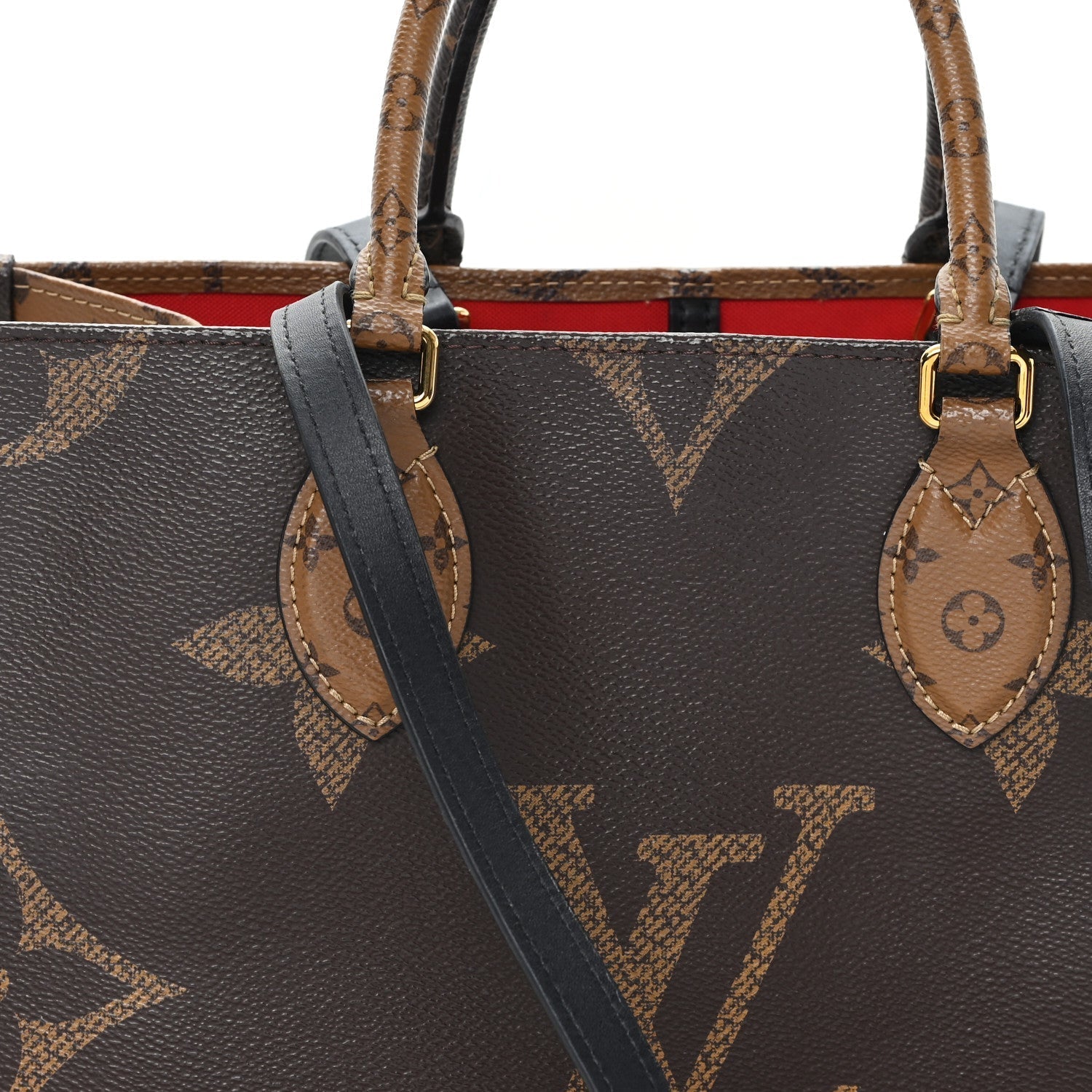 Reverse Monogram Giant Onthego MM