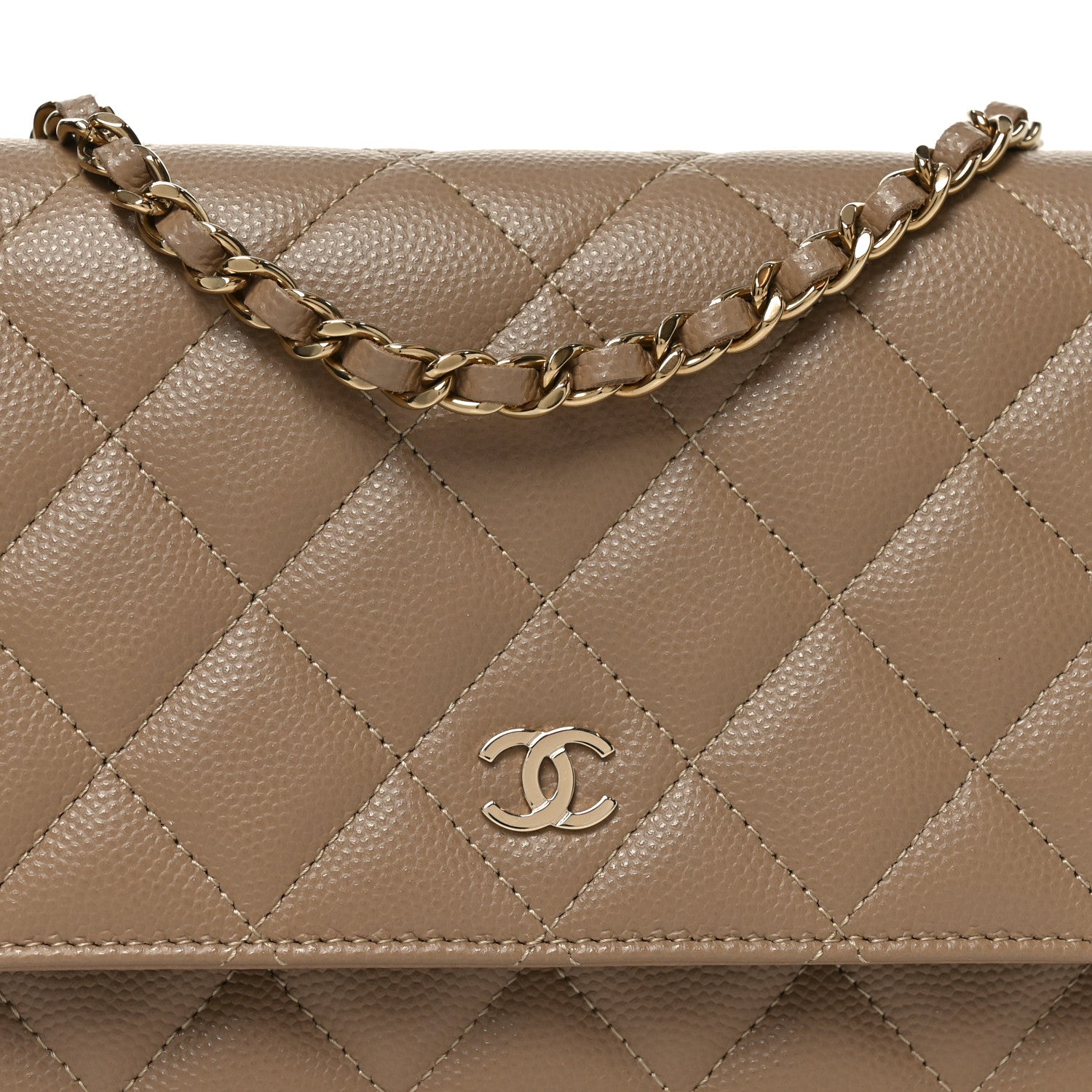 Caviar Quilted Wallet on Chain WOC Beige