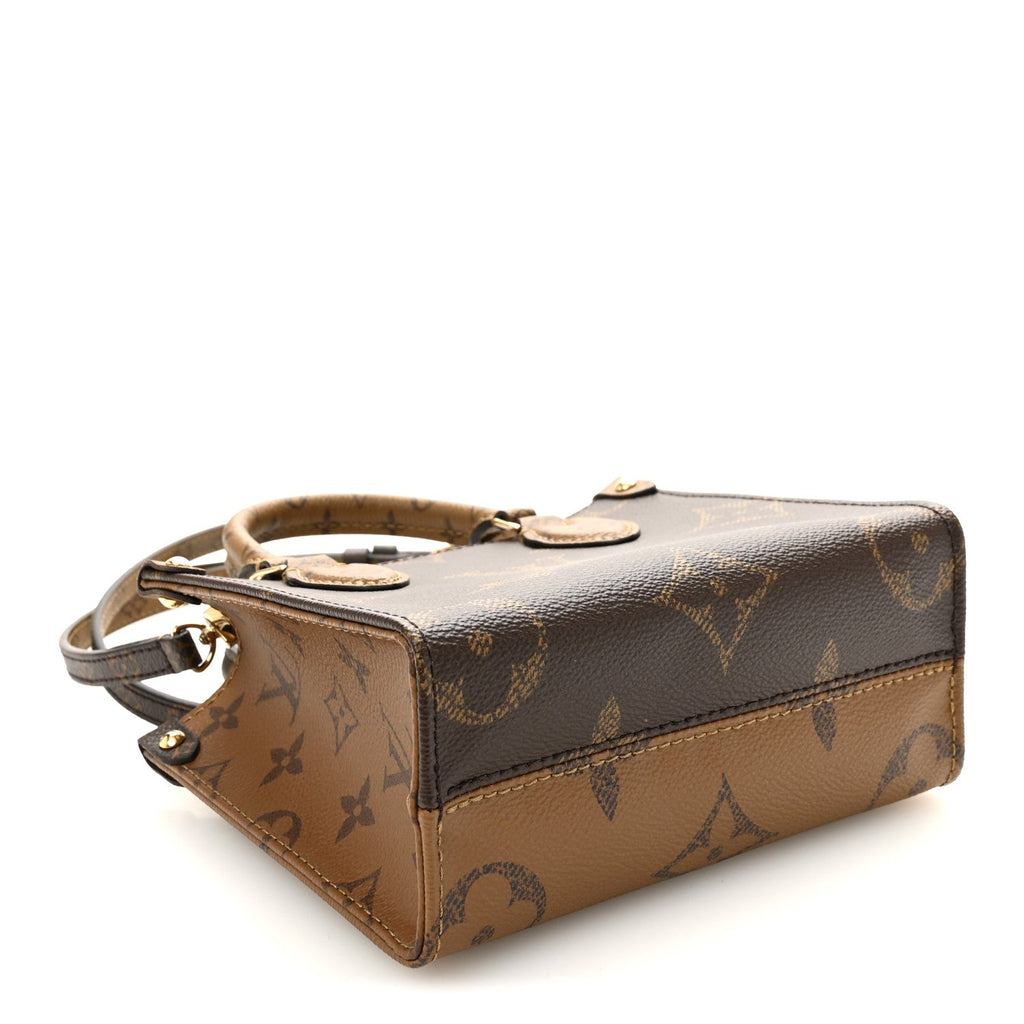 Reverse Monogram Giant Onthego BB