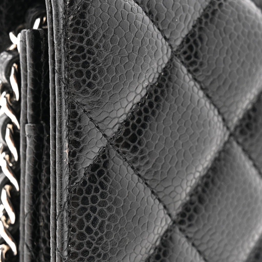 Caviar Quilted Wallet on Chain WOC Black