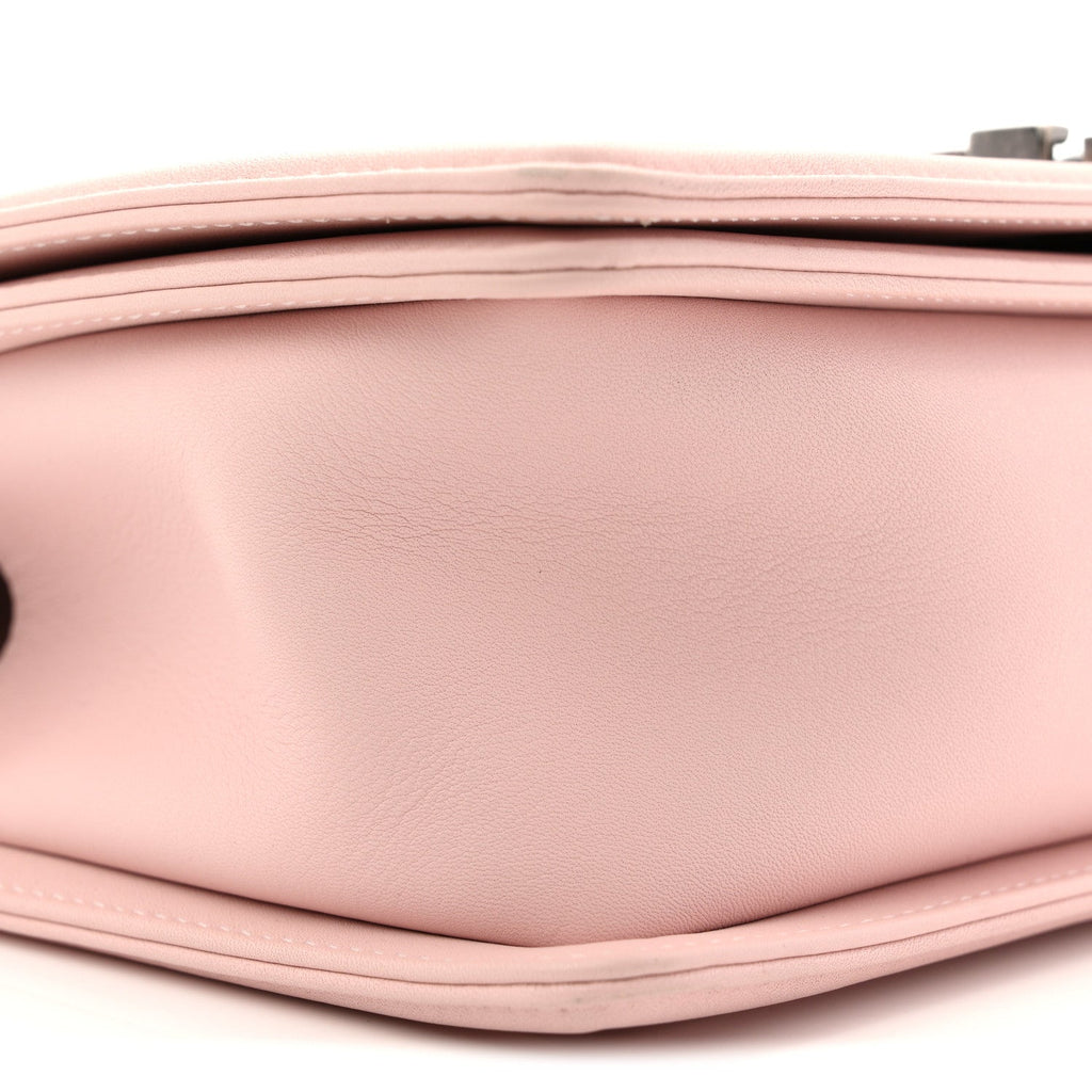 Calfskin Quilted Medium Boy Flap Light Pink