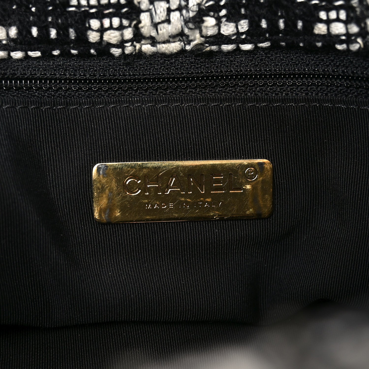 Tweed Quilted Maxi Chanel 19 Flap Black White