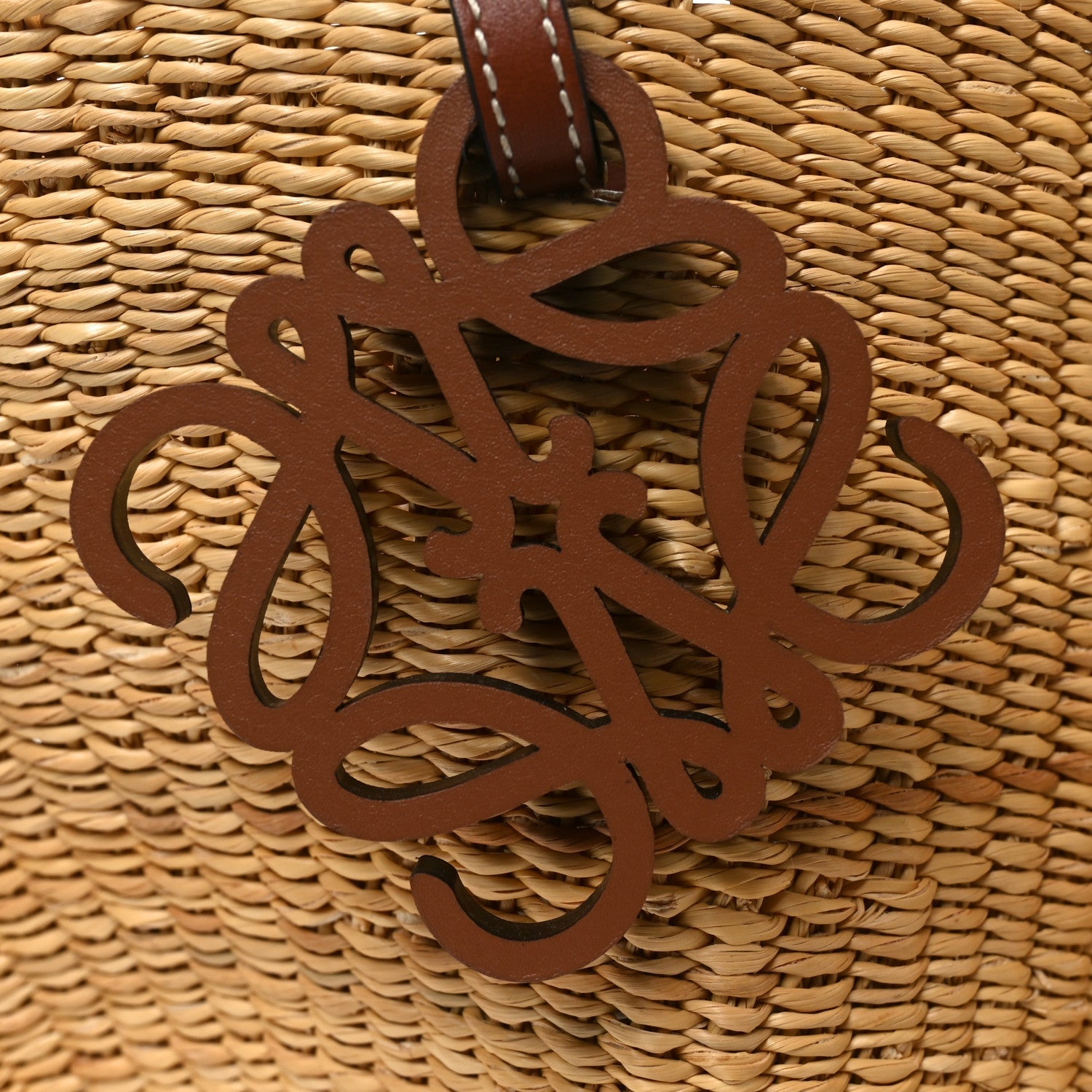Calfskin Raffia Paulas Ibiza Small Shell Basket Tote Bag Natural Tan