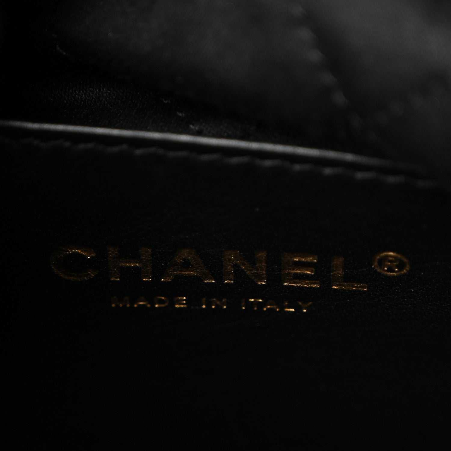 Shiny Calfskin Quilted Mini Chanel 22 Black