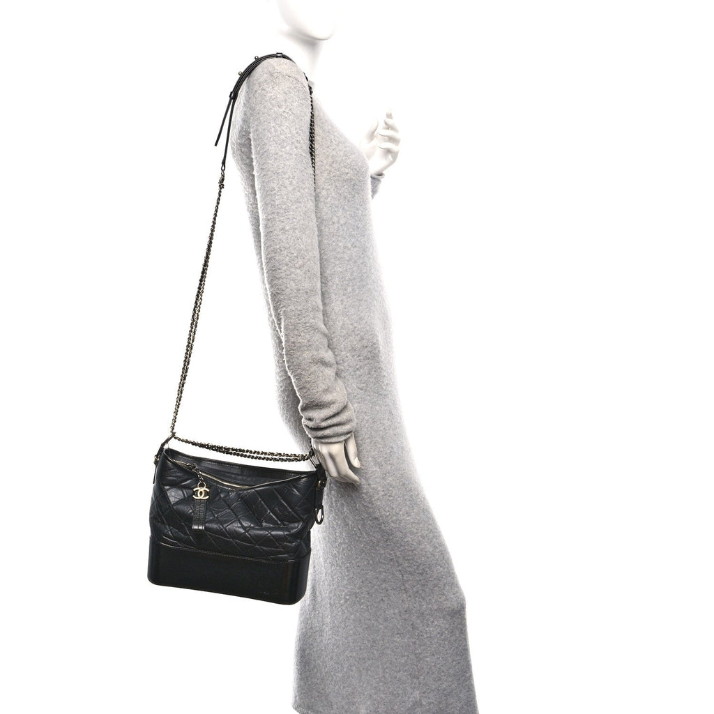 Aged Calfskin Quilted Medium Gabrielle Hobo Black