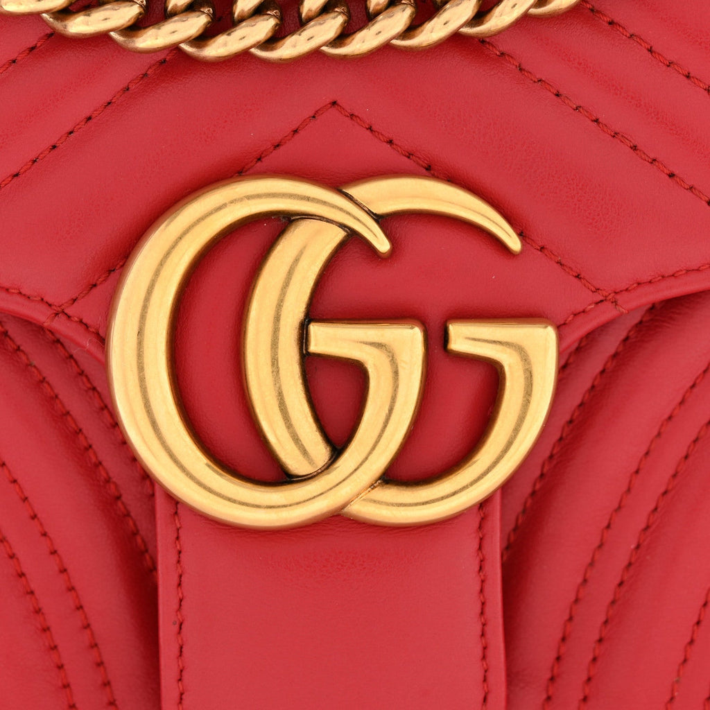Calfskin Matelasse Small GG Marmont Shoulder Bag Hibiscus Red
