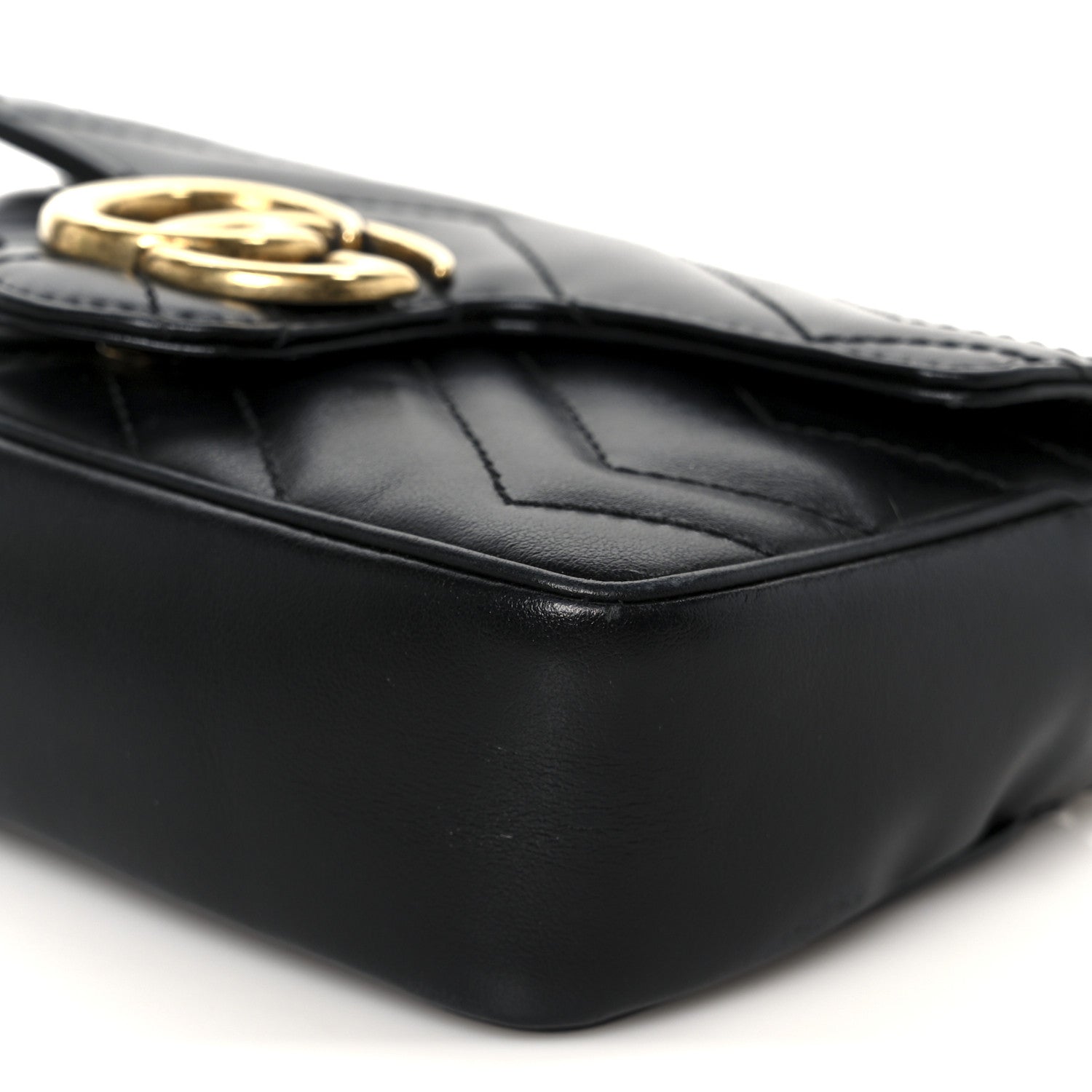 Calfskin Matelasse Super Mini GG Marmont Shoulder Bag Black