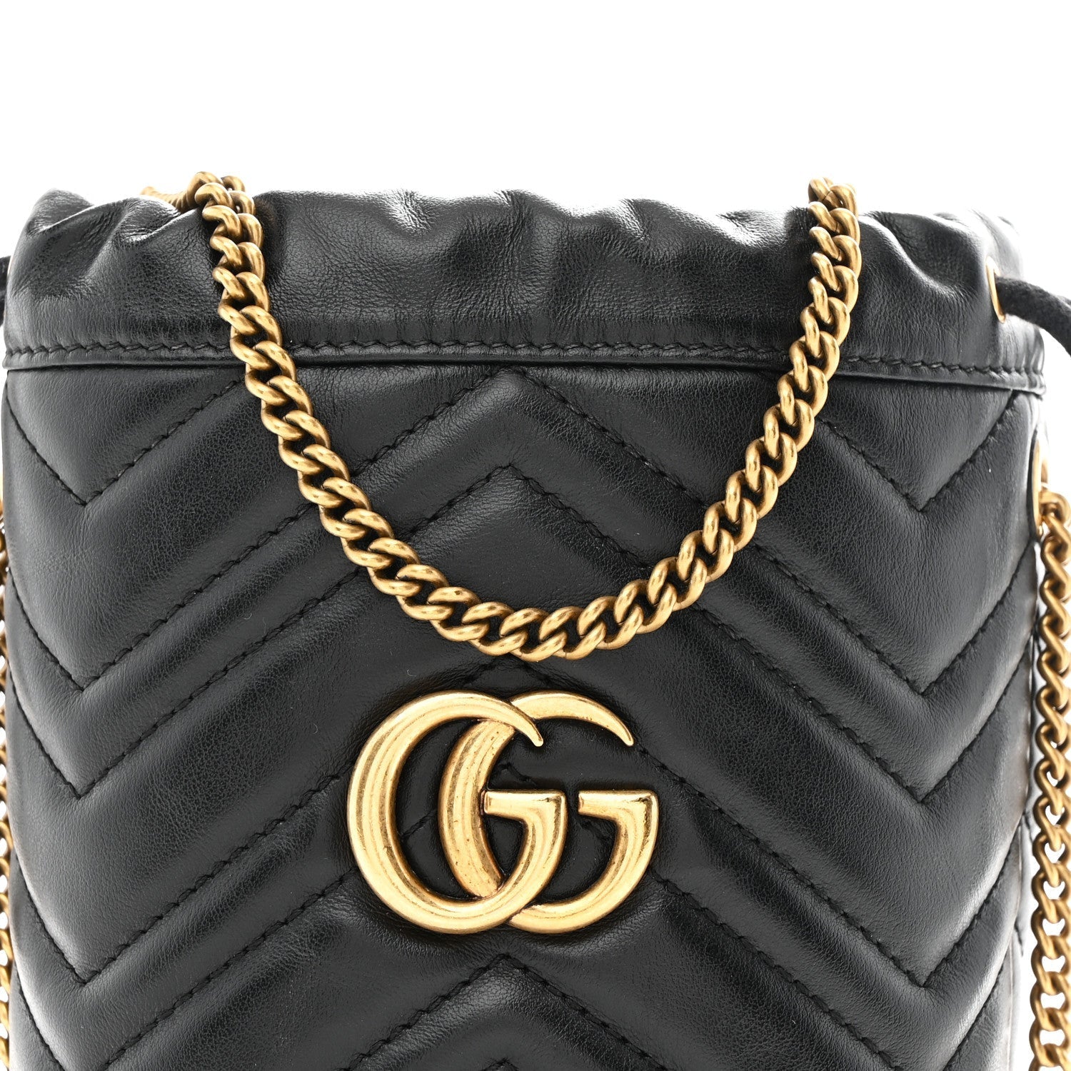 Calfskin Matelasse Mini GG Marmont 2.0 Bucket Bag Black