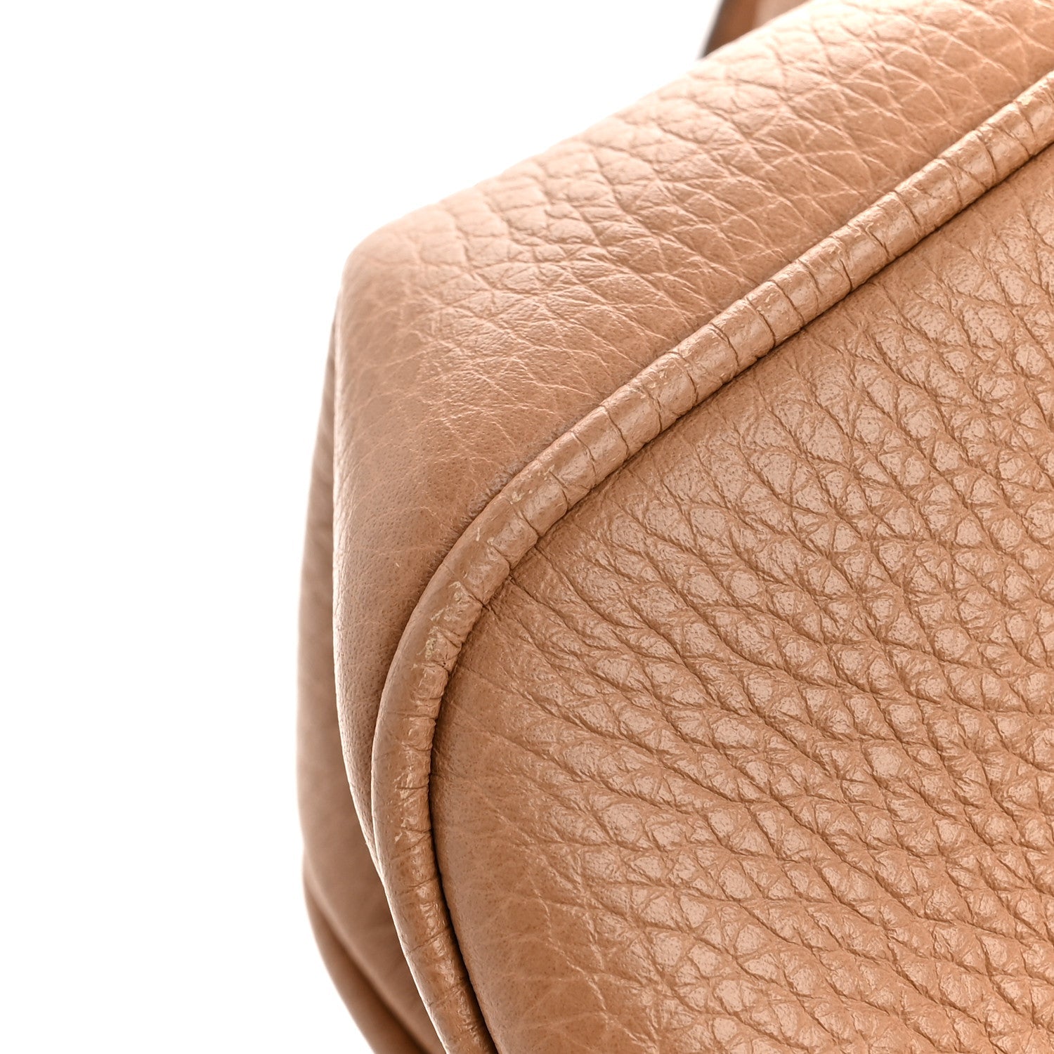 Pebbled Calfskin Small Soho Disco Bag Camelia